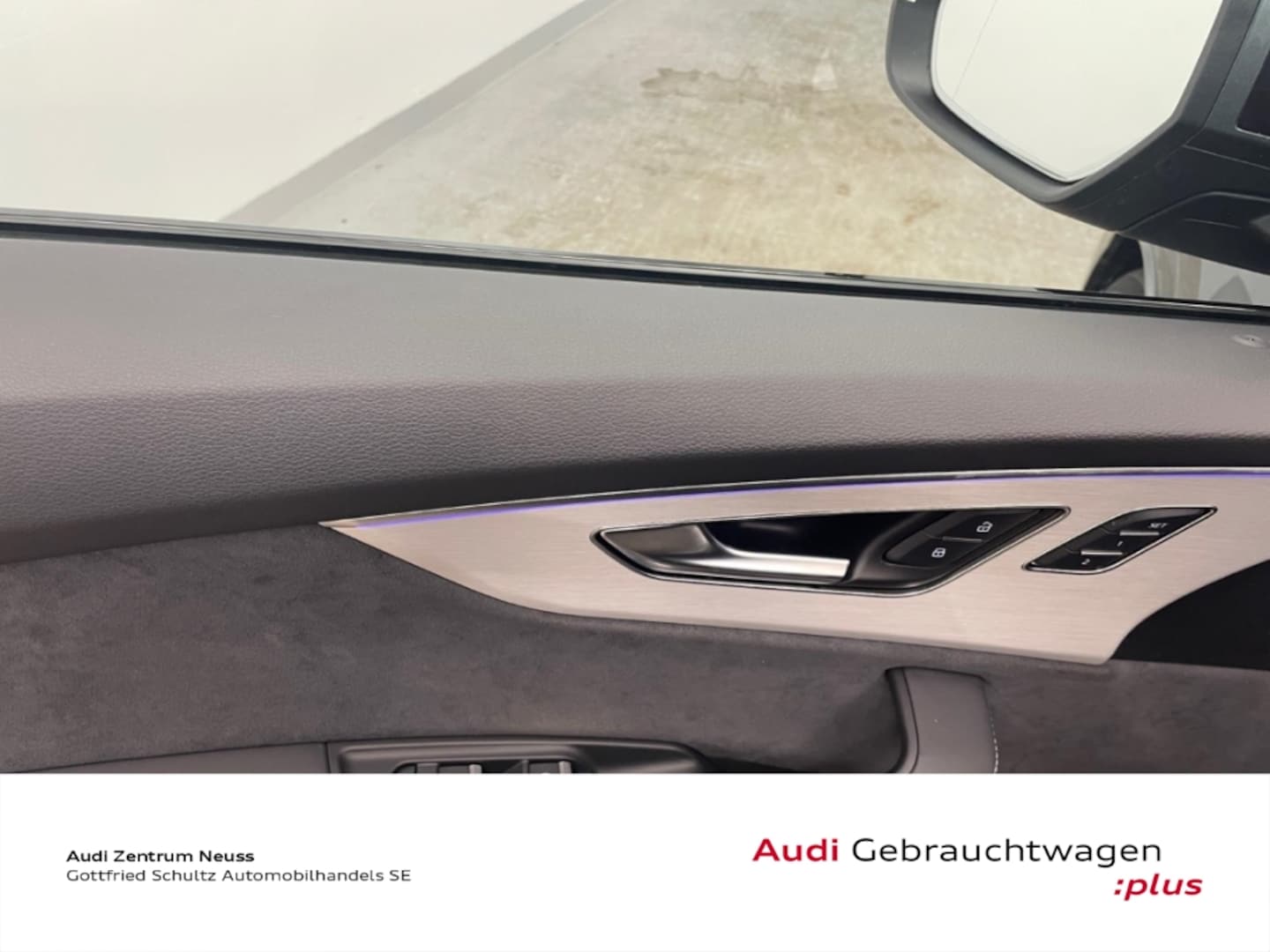 Bild über Audi Q8 SUV S line business TDI quattro 210 kW tiptronic - für weitere Informationen kontaktieren Sie den Audi Partner