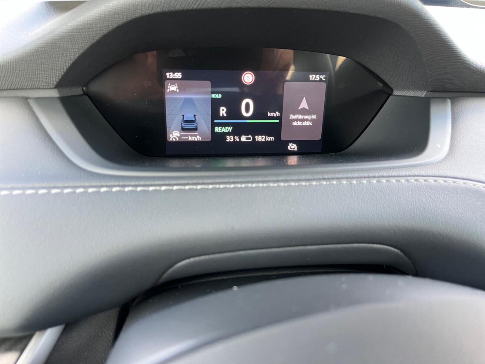 Škoda Enyaq – Bild 8
