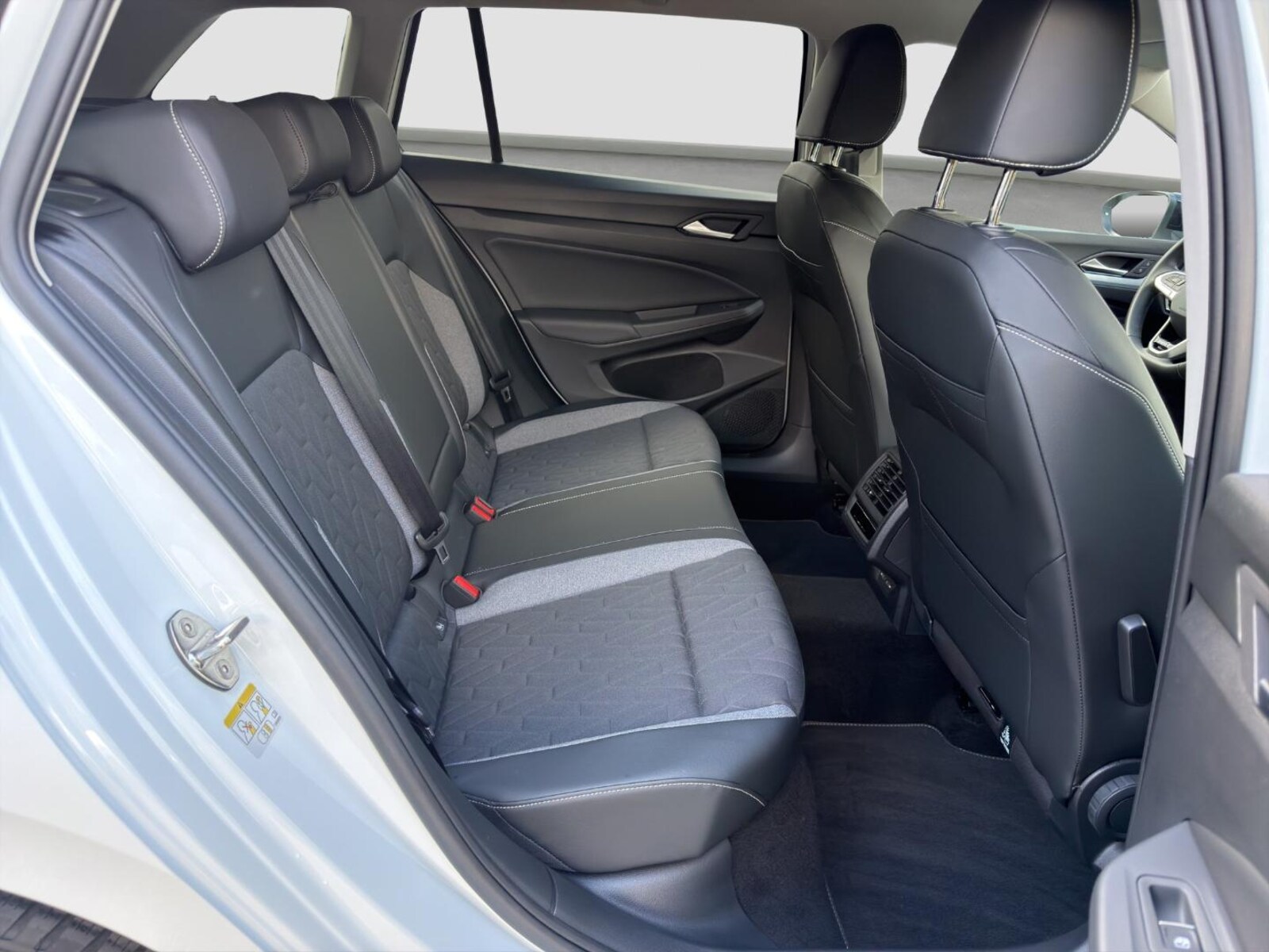 Volkswagen Golf Variant – Bild 16