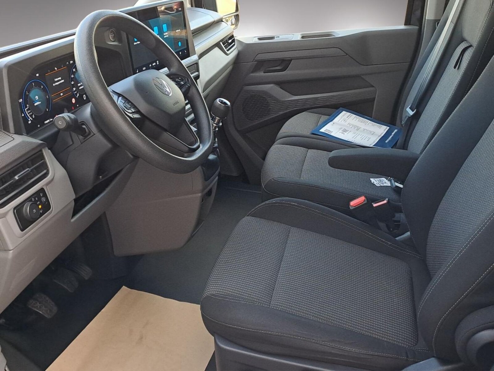 Volkswagen Transporter Kasten kurzer Radstand – Bild 6