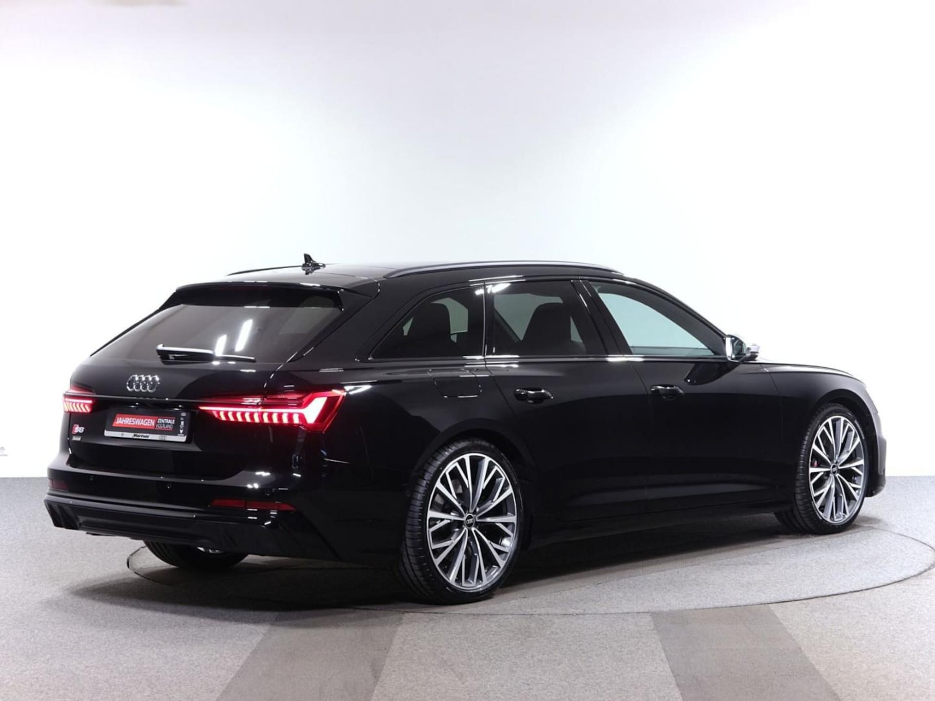 Audi S6 Avant