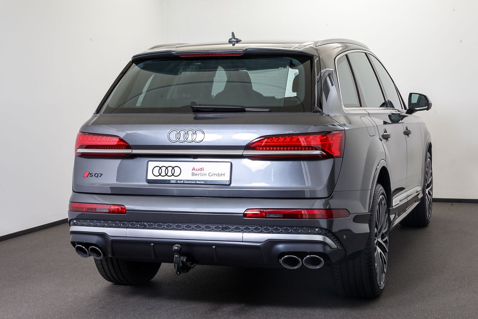 Audi SQ7 SUV