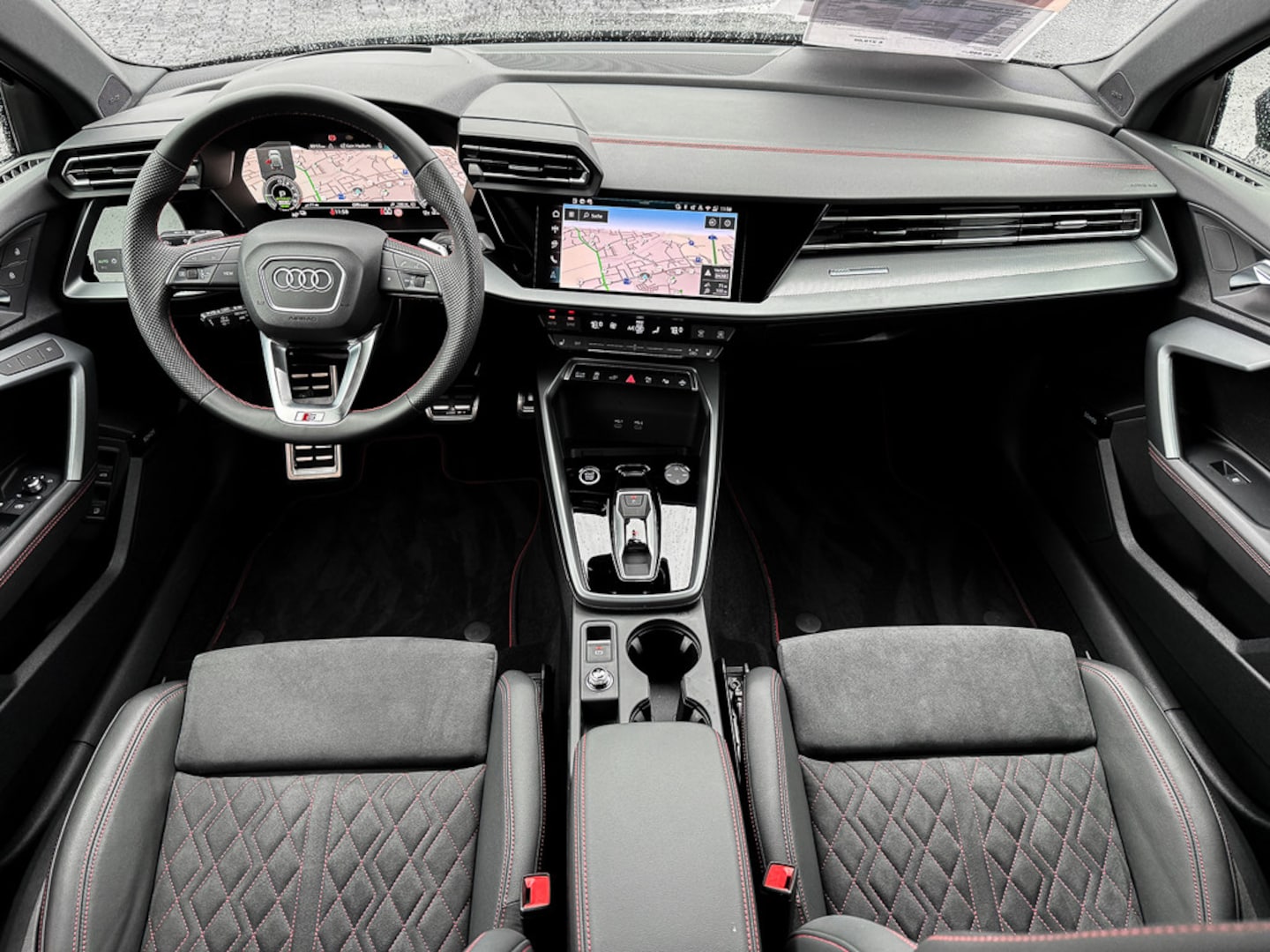 Bild über Audi A3 Sportback TFSI e TFSI e 150 kW S tronic - für weitere Informationen kontaktieren Sie den Audi Partner