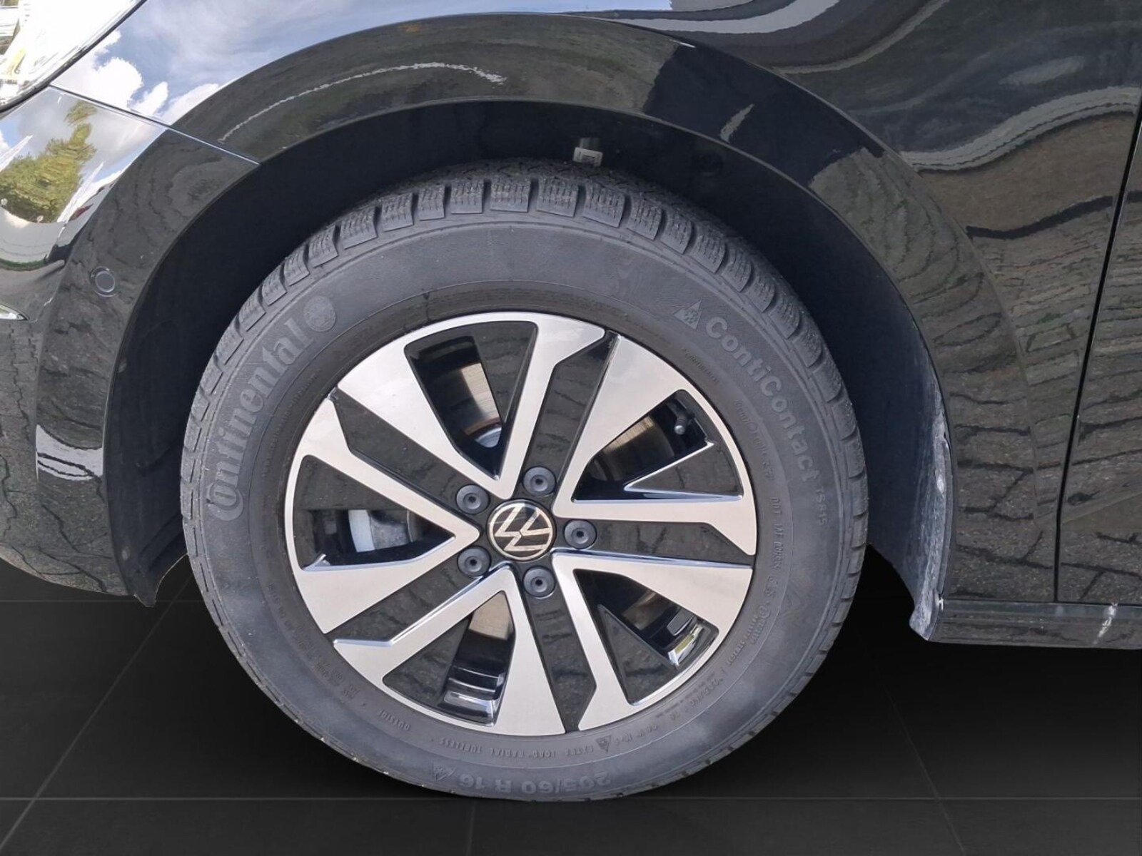 Volkswagen Touran – Bild 6