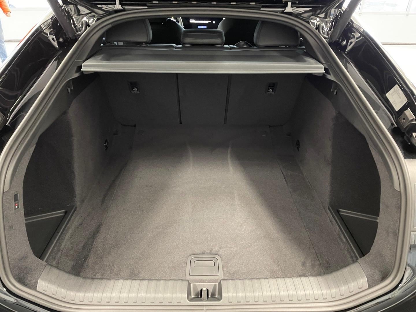 Bild über Audi A6 Sportback e-tron e-tron quattro - für weitere Informationen kontaktieren Sie den Audi Partner