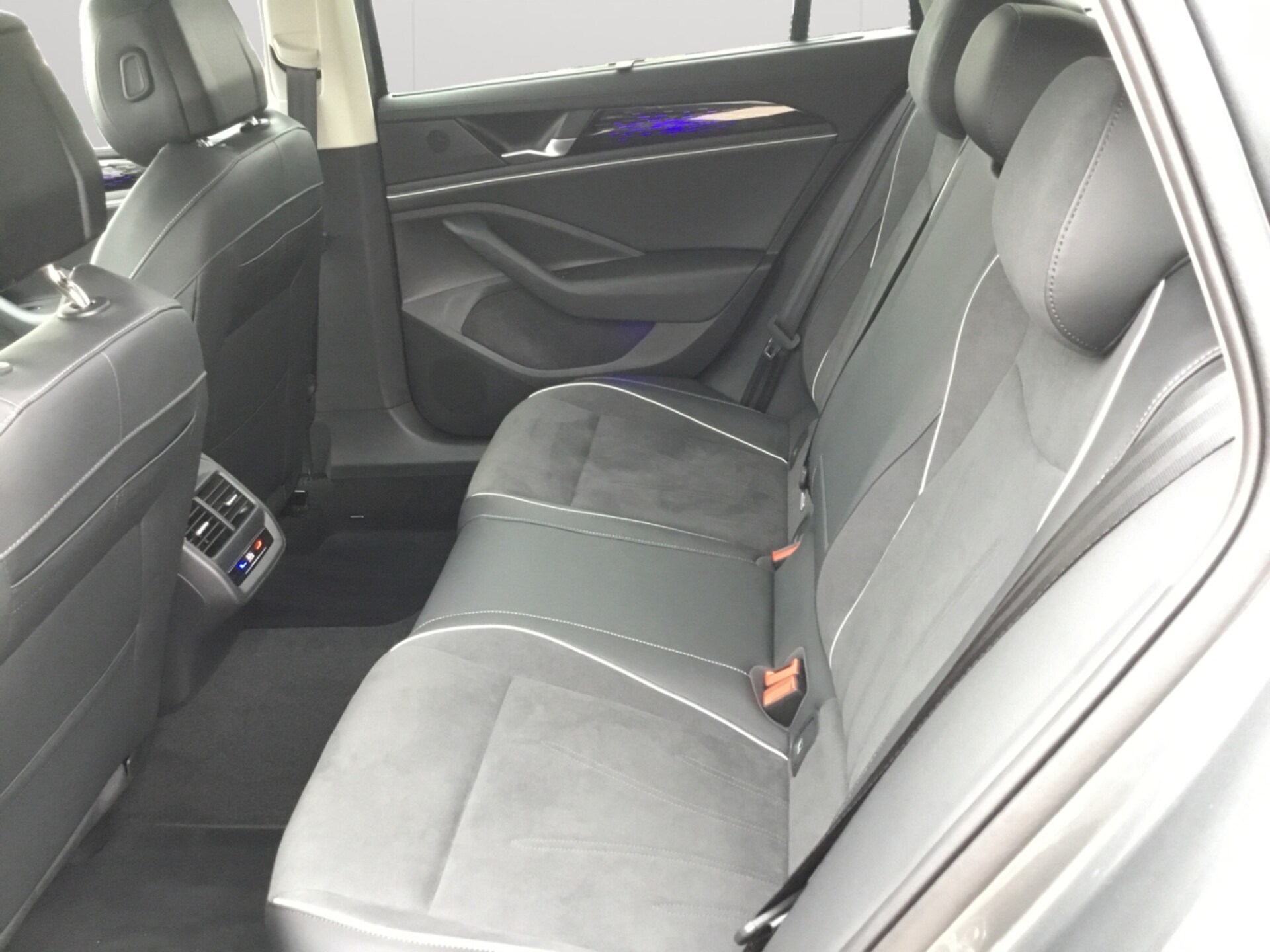Volkswagen Passat Elegance
