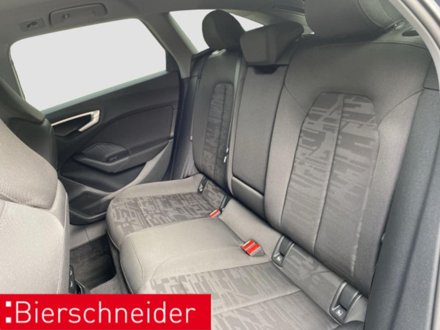 Bild über Audi A5 Avant TFSI quattro S tronic - für weitere Informationen kontaktieren Sie den Audi Partner