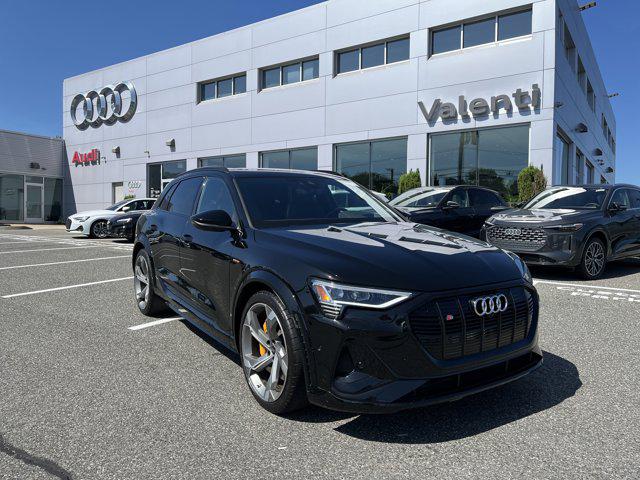 2022 Audi e-tron S 95 kWh Prestige quattro's photo