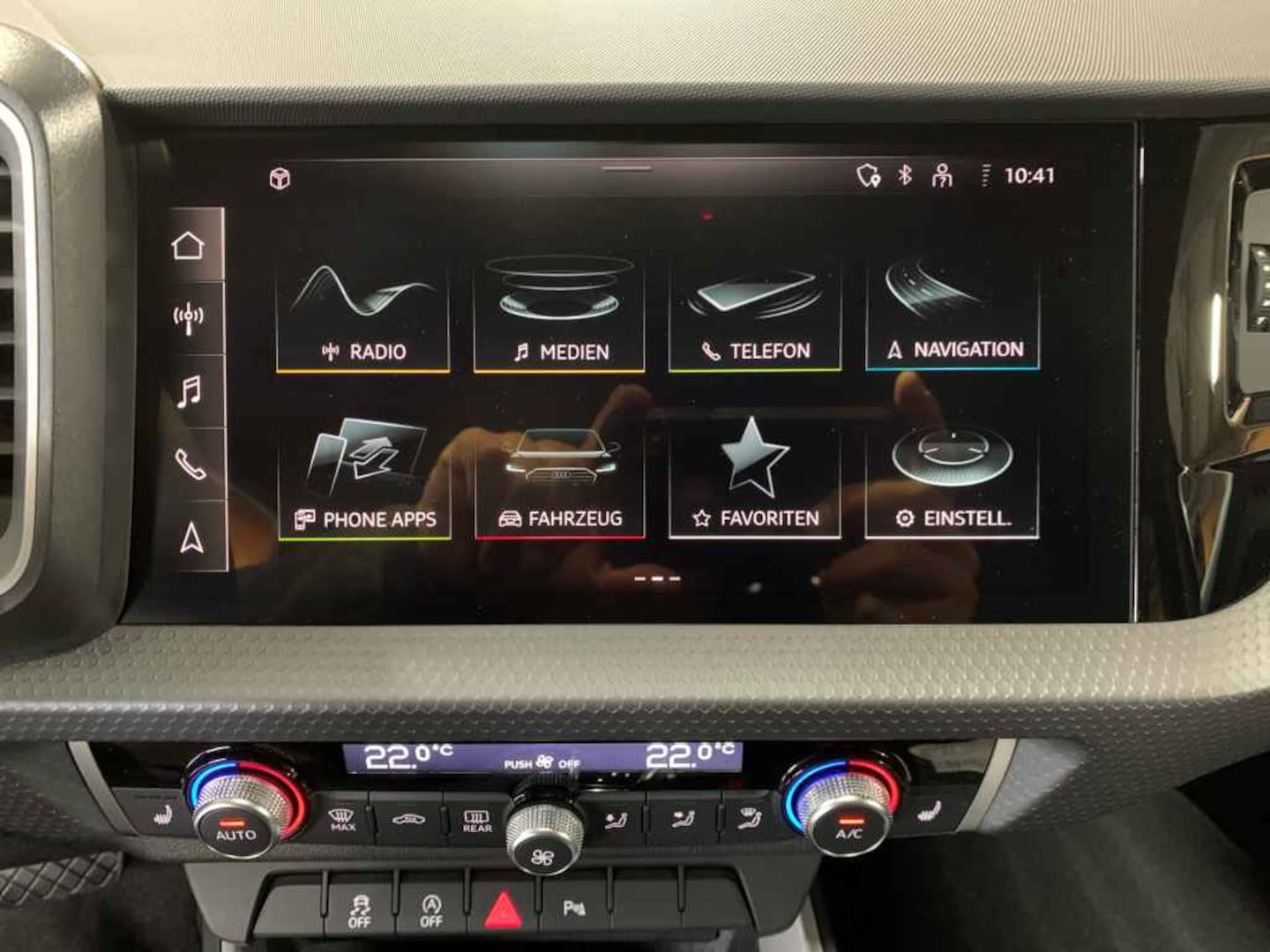 Bild über Audi A1 Sportback advanced 30 TFSI S tronic - für weitere Informationen kontaktieren Sie den Audi Partner