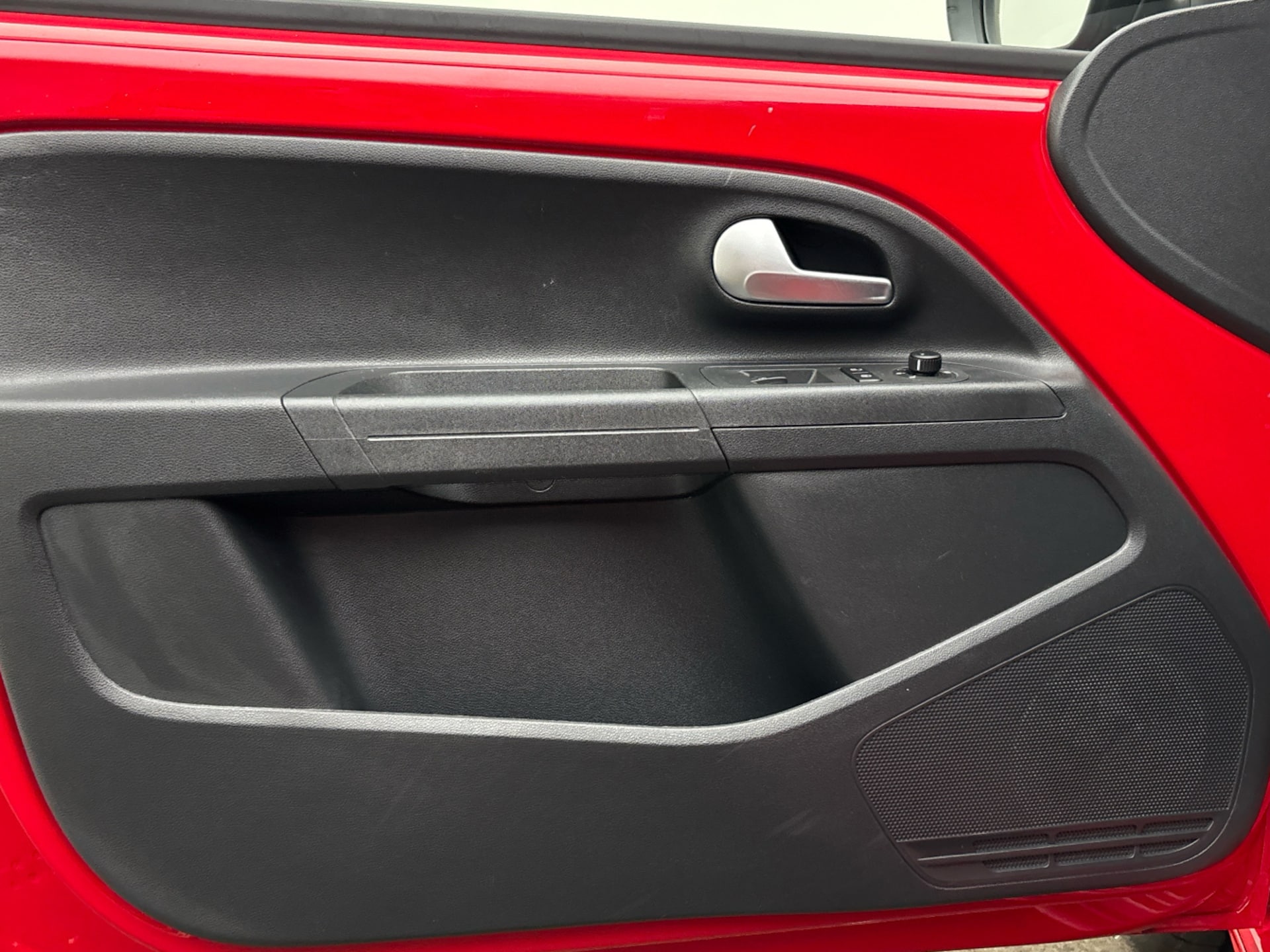 Volkswagen up! GTI