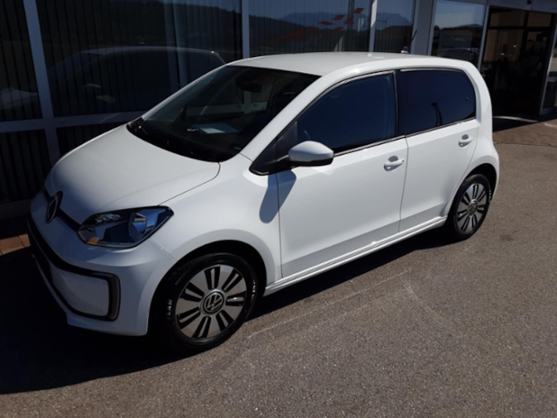 Volkswagen e-up! Style "Plus"