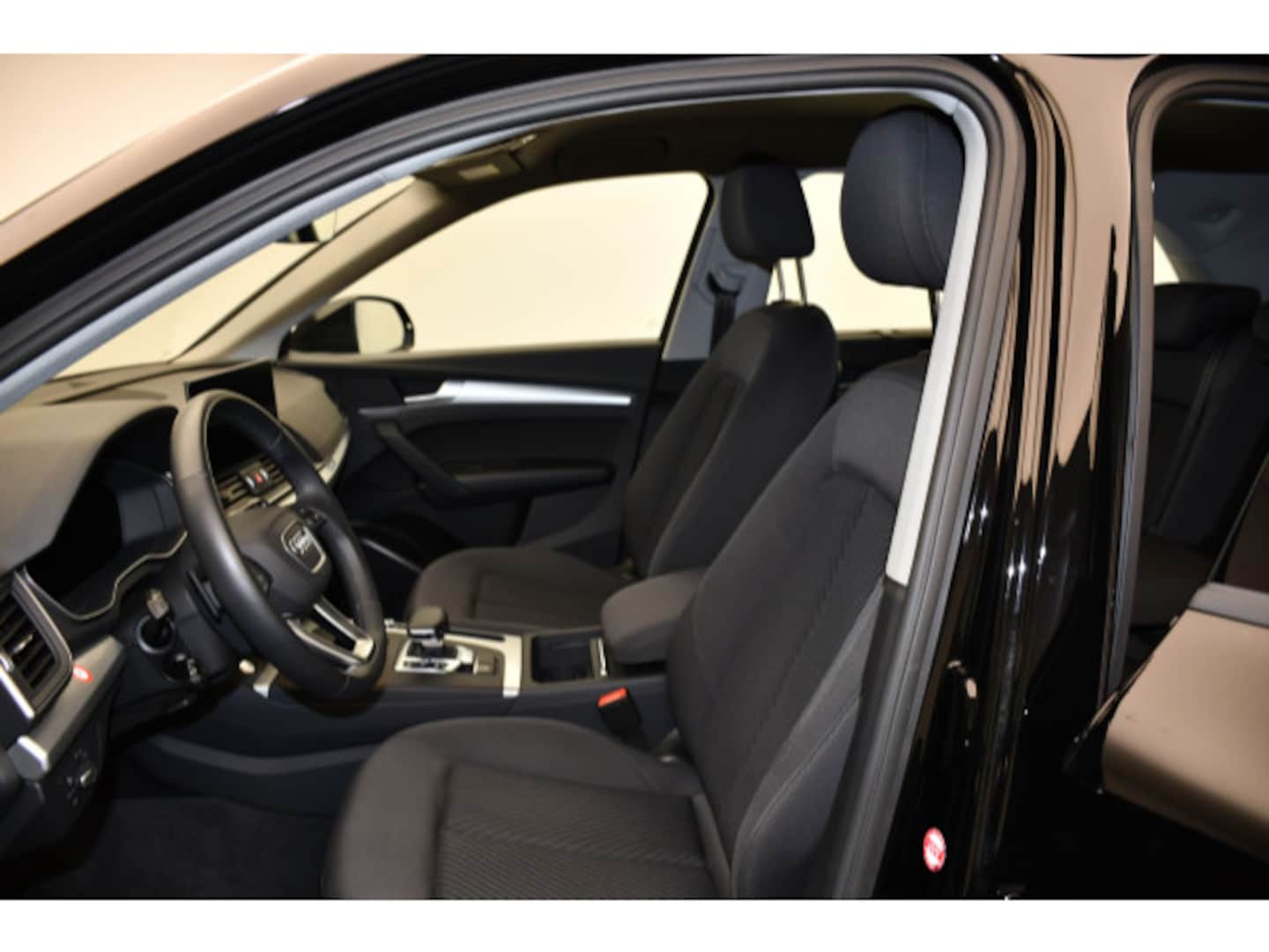 Bild über Audi Q5 40 TDI quattro 150 kW S tronic - für weitere Informationen kontaktieren Sie den Audi Partner