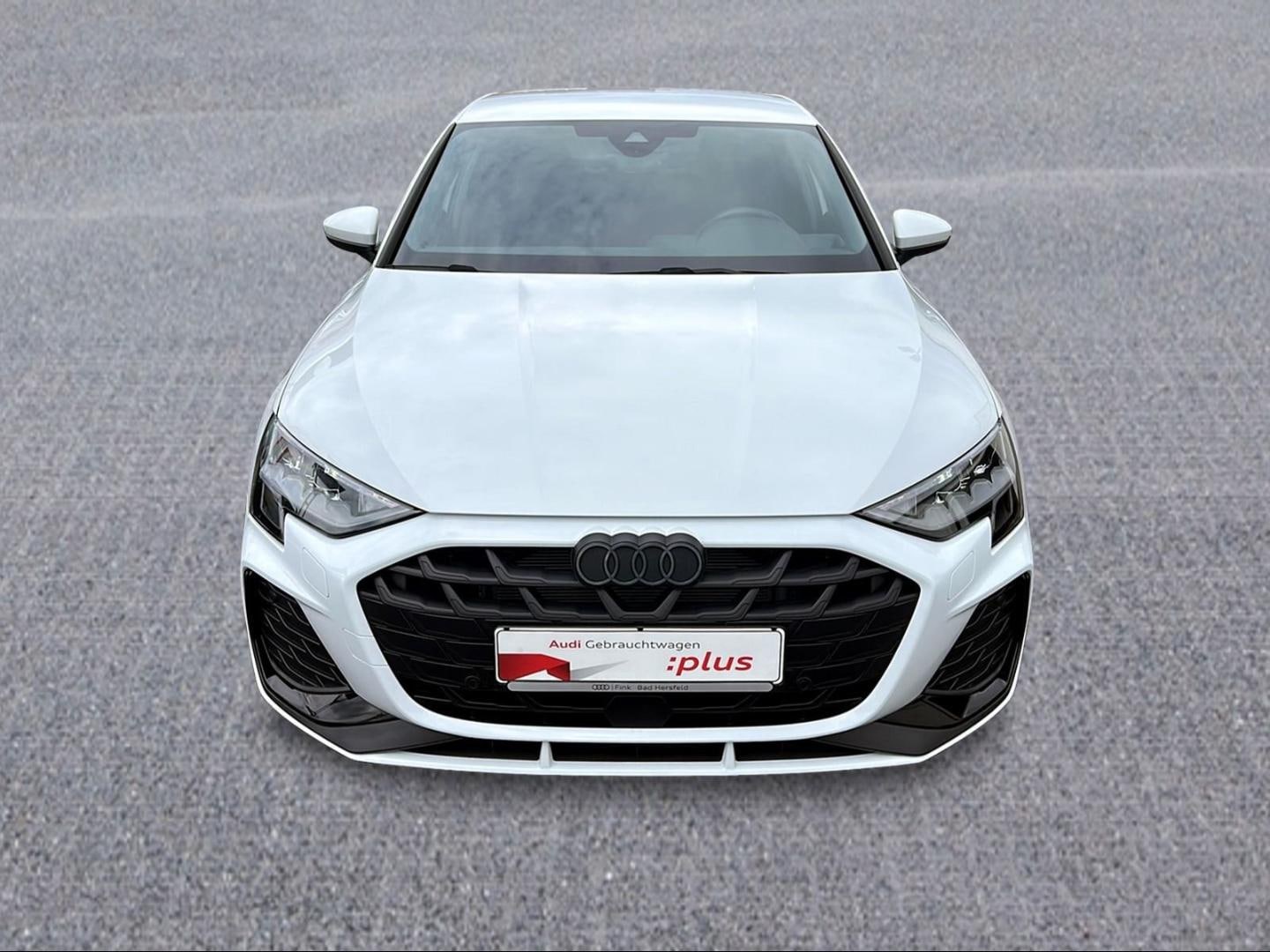 Bild über Audi A3 Limousine S line TFSI S tronic - für weitere Informationen kontaktieren Sie den Audi Partner
