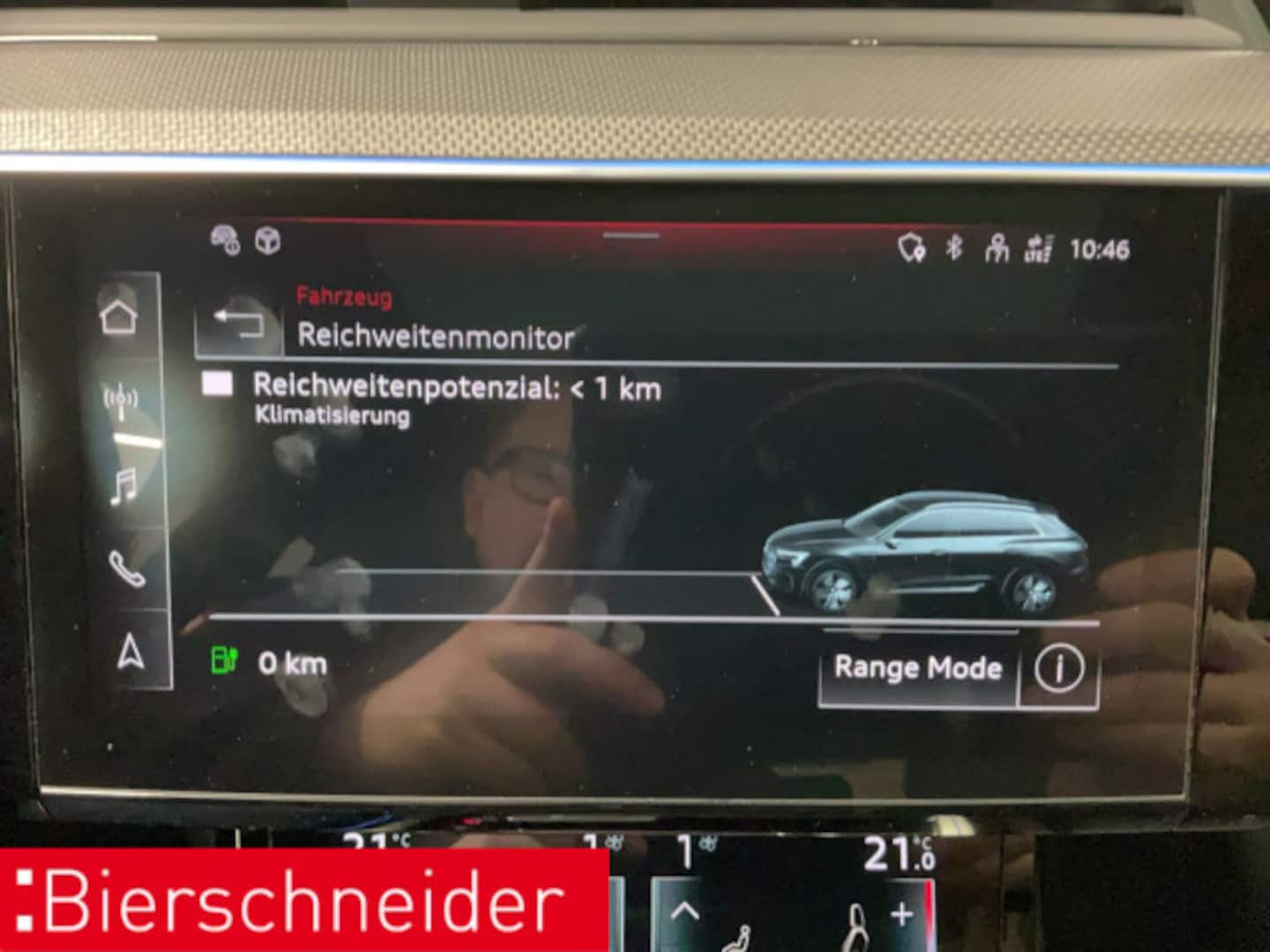 Bild über Audi Q8 e-tron S line 55 e-tron quattro - für weitere Informationen kontaktieren Sie den Audi Partner