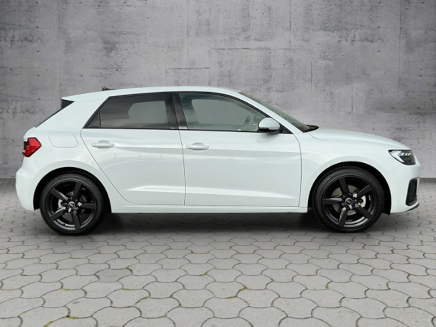 Bild über Audi A1 Sportback advanced 30 TFSI S tronic - für weitere Informationen kontaktieren Sie den Audi Partner