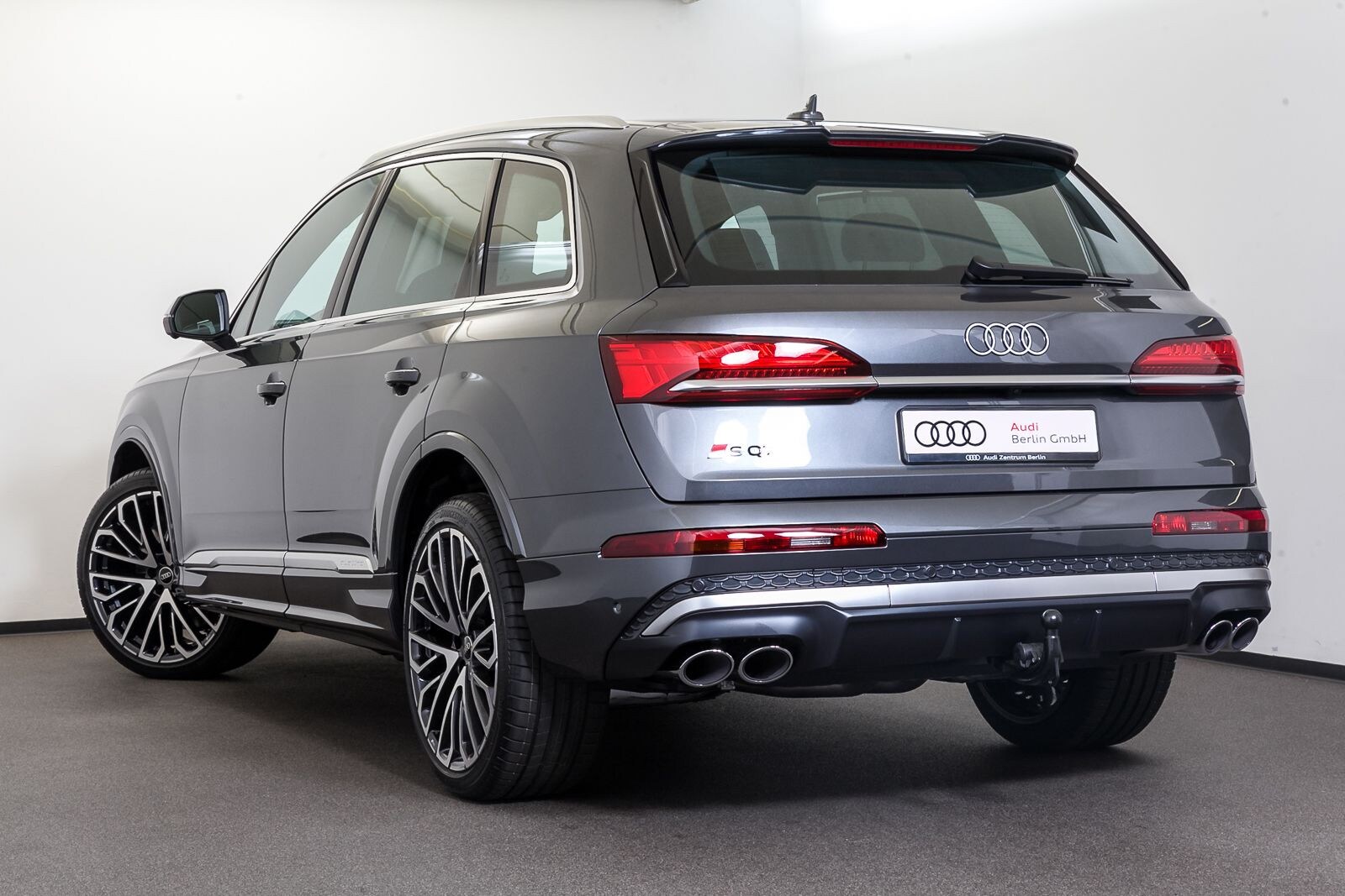 Audi SQ7 SUV