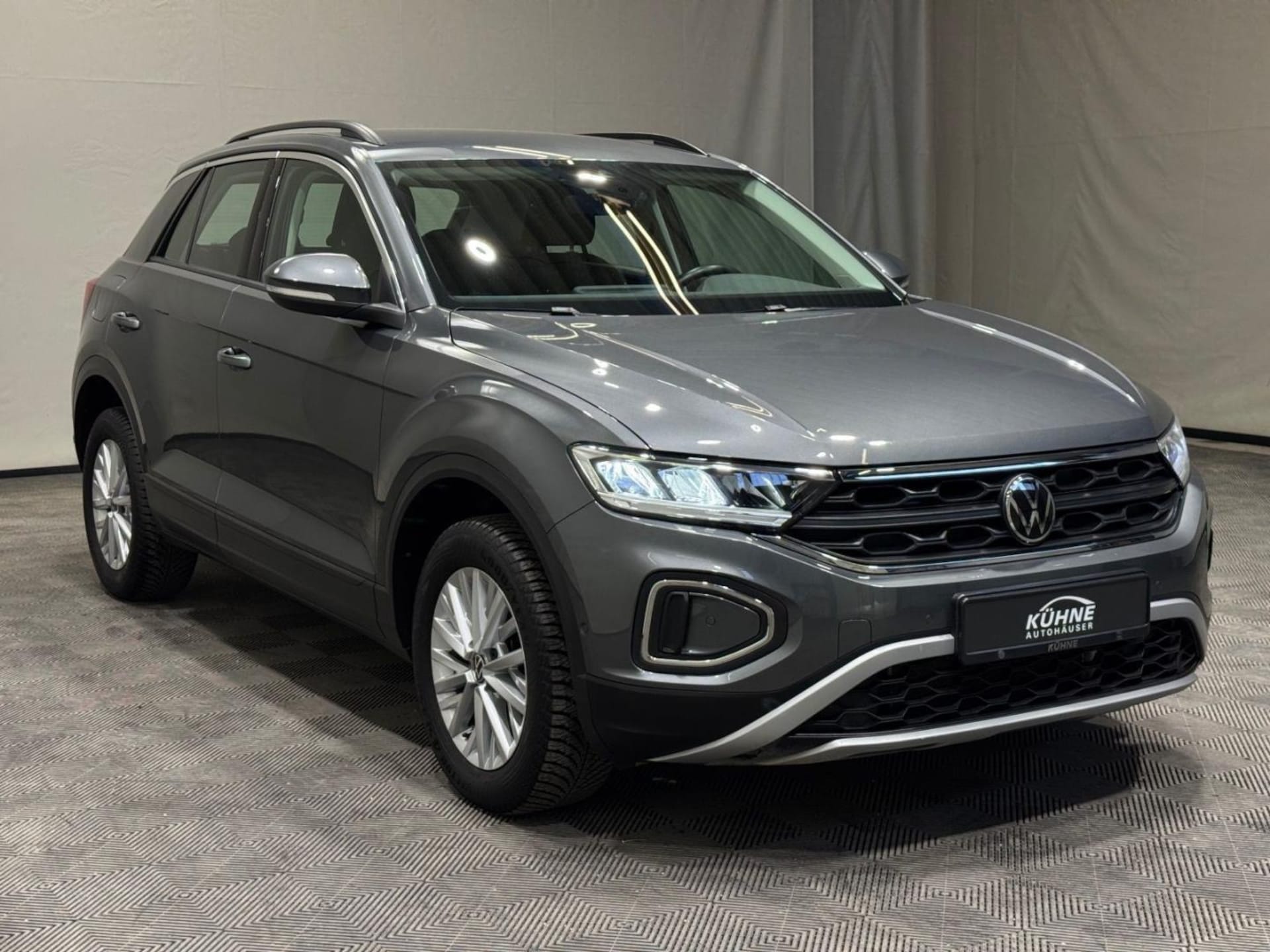 Volkswagen T-Roc Life