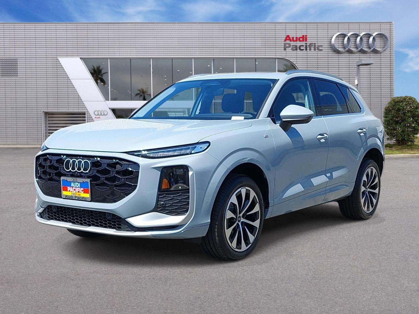 2026 Audi Q3 S line quattro's photo