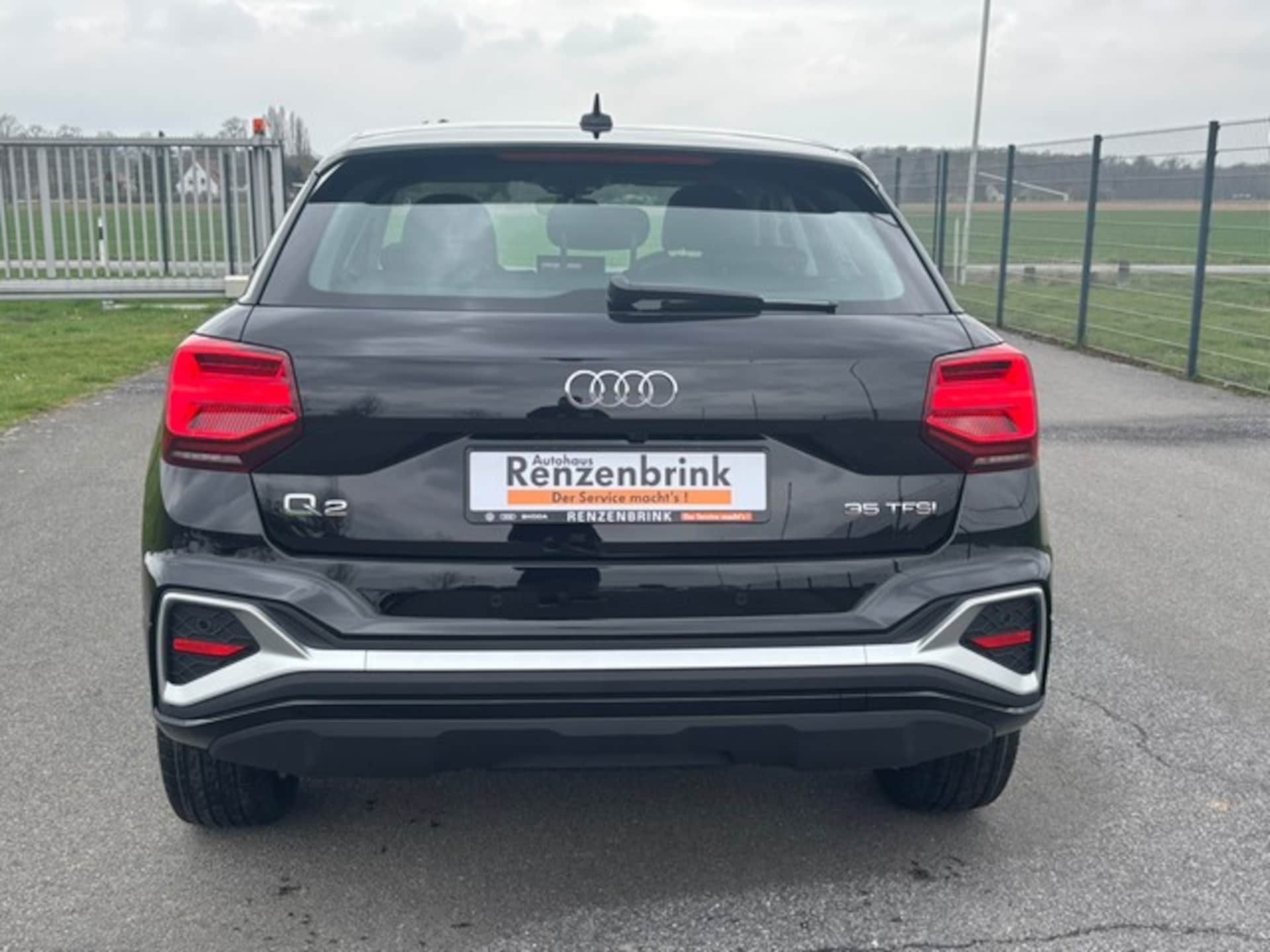Audi Q2 S line