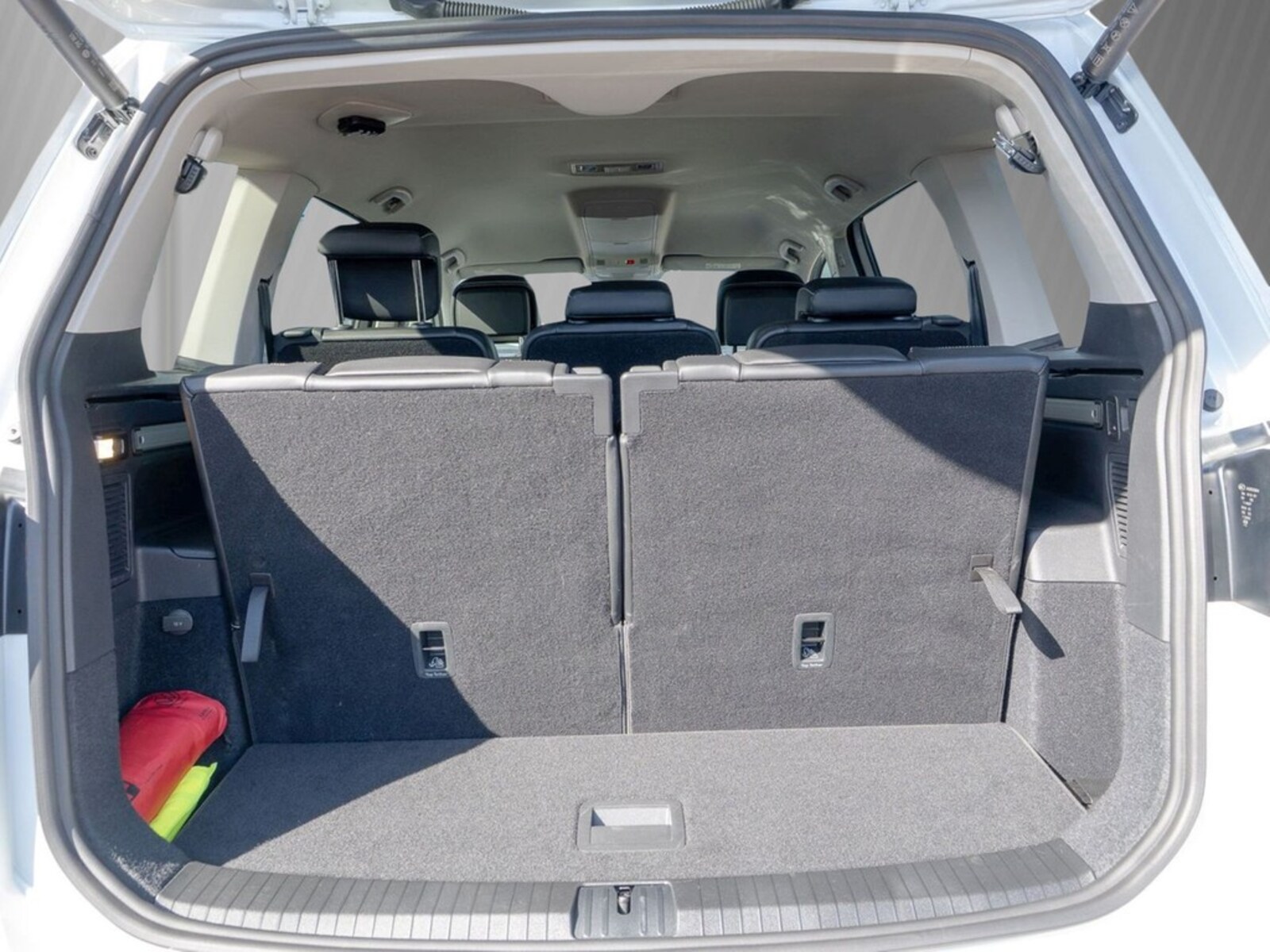 Volkswagen Touran – Bild 6