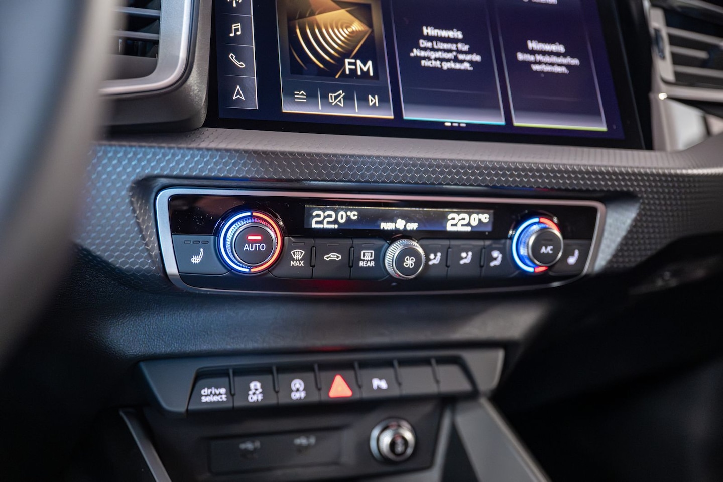 Bild über Audi A1 Sportback advanced 30 TFSI S tronic - für weitere Informationen kontaktieren Sie den Audi Partner