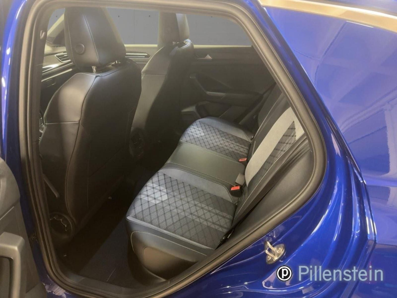 Volkswagen T-Roc – Bild 8