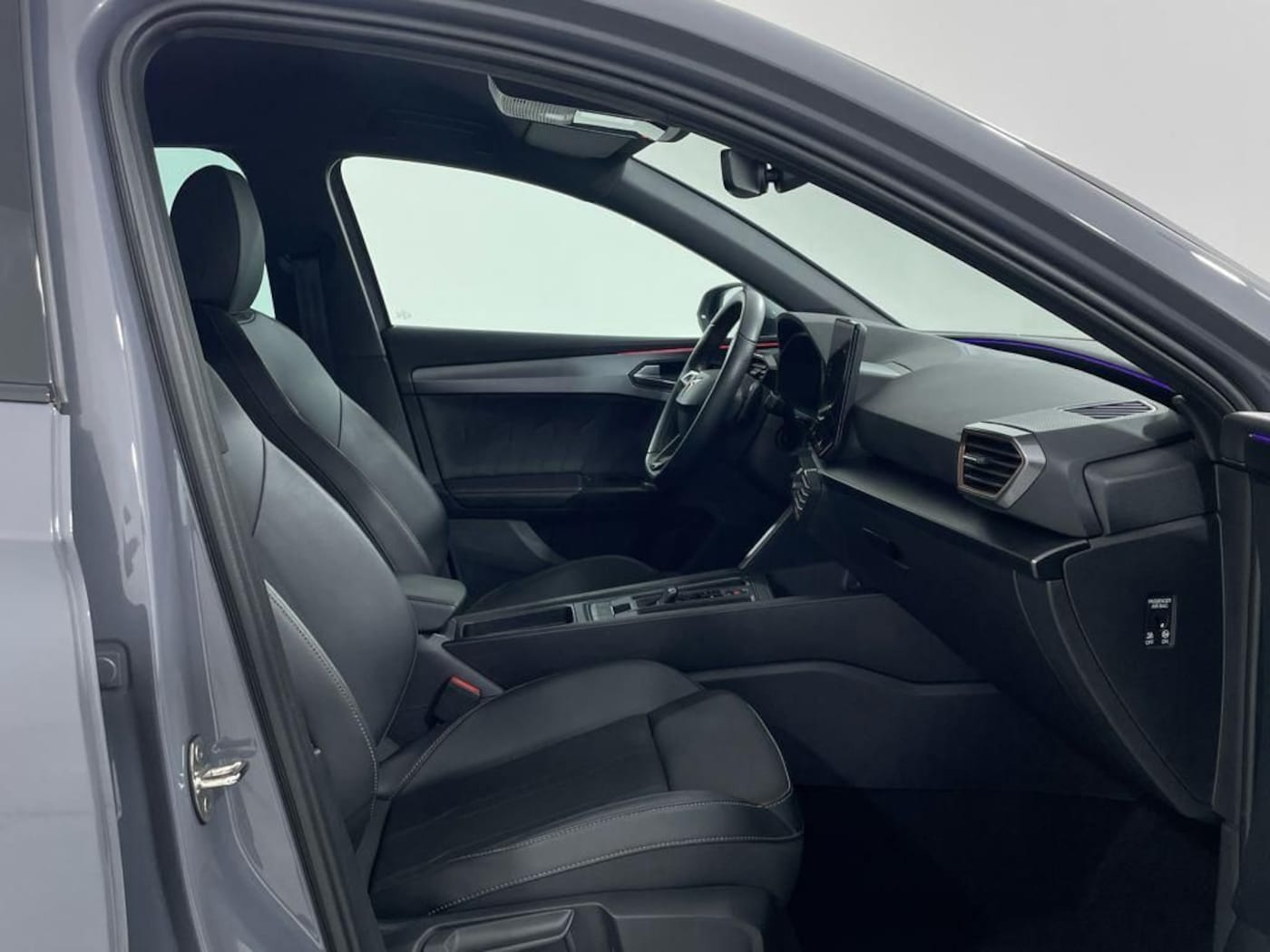 CUPRA Leon León 1.5 eTSI DSG 110 kW (150 CV) — photo 6