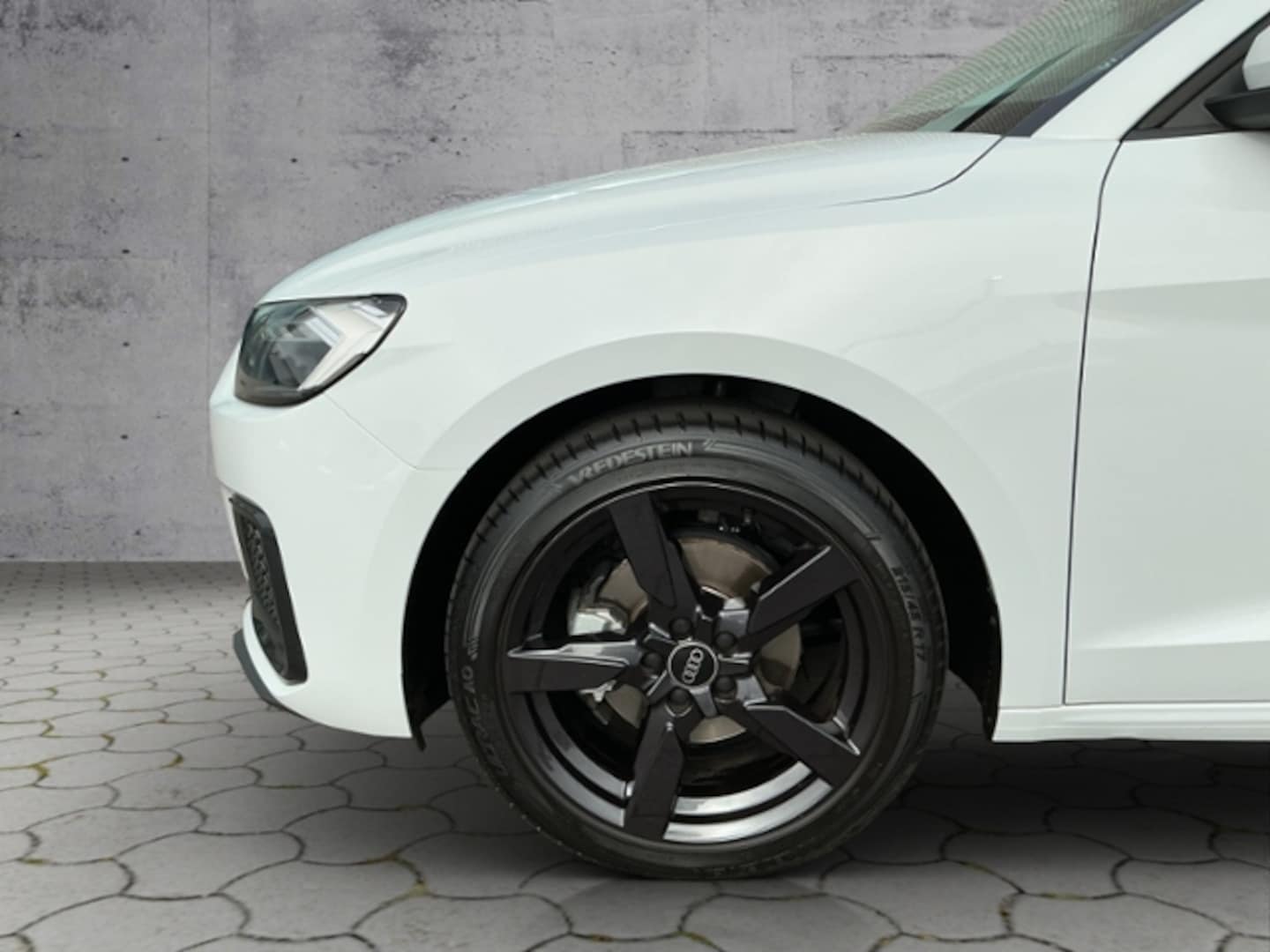 Bild über Audi A1 Sportback advanced 30 TFSI S tronic - für weitere Informationen kontaktieren Sie den Audi Partner
