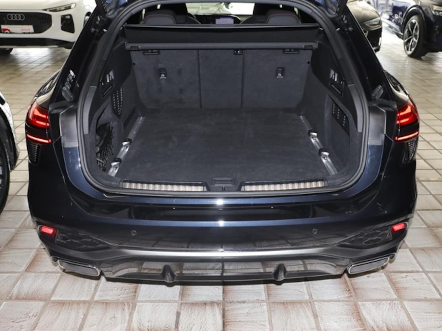 Bild über Audi A6 Avant TFSI quattro 270 kW S tronic - für weitere Informationen kontaktieren Sie den Audi Partner