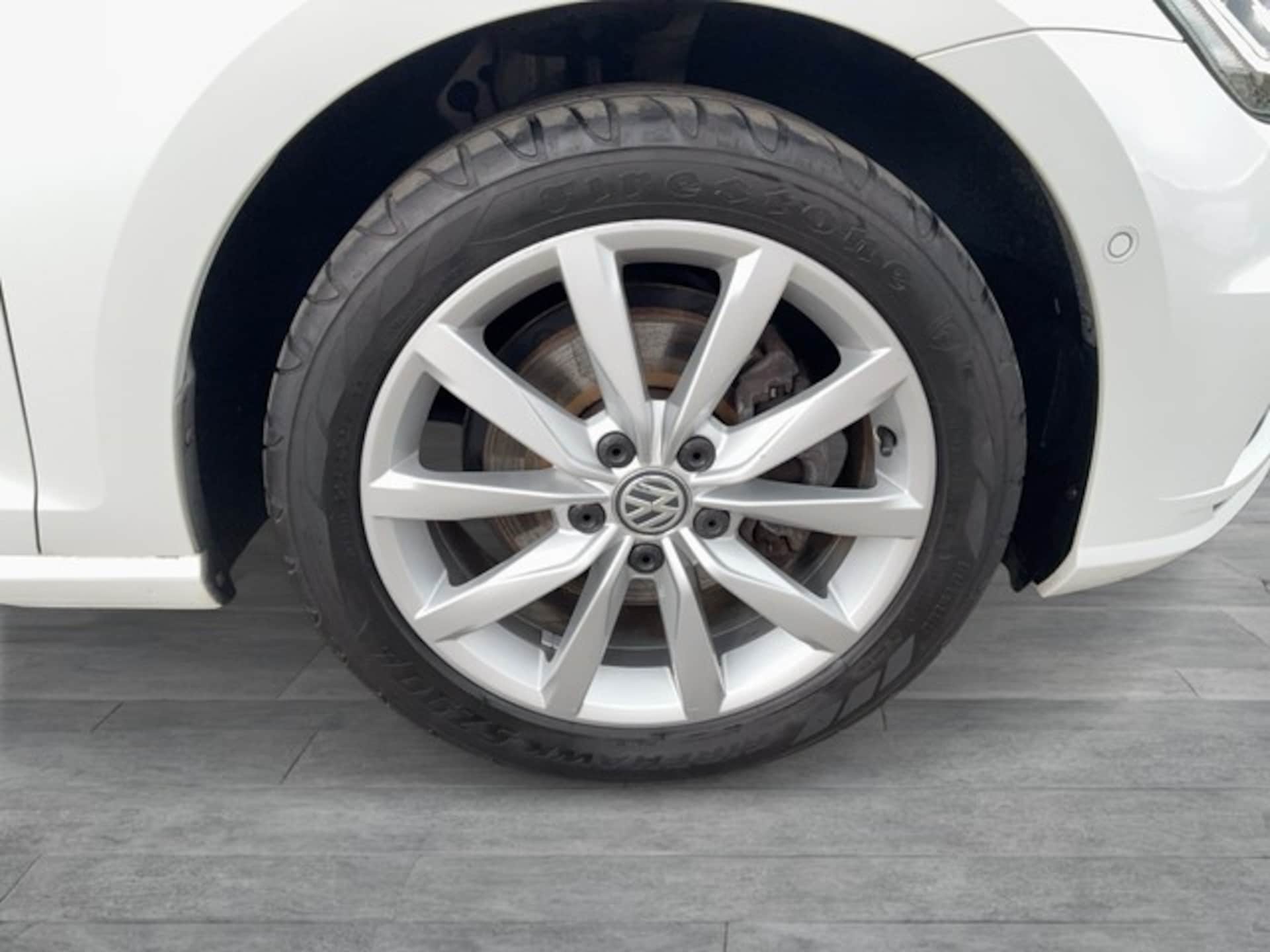 Volkswagen Golf Highline