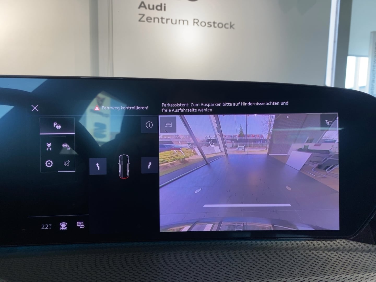 Bild über Audi Q5 SUV TFSI quattro 150 kW S tronic - für weitere Informationen kontaktieren Sie den Audi Partner