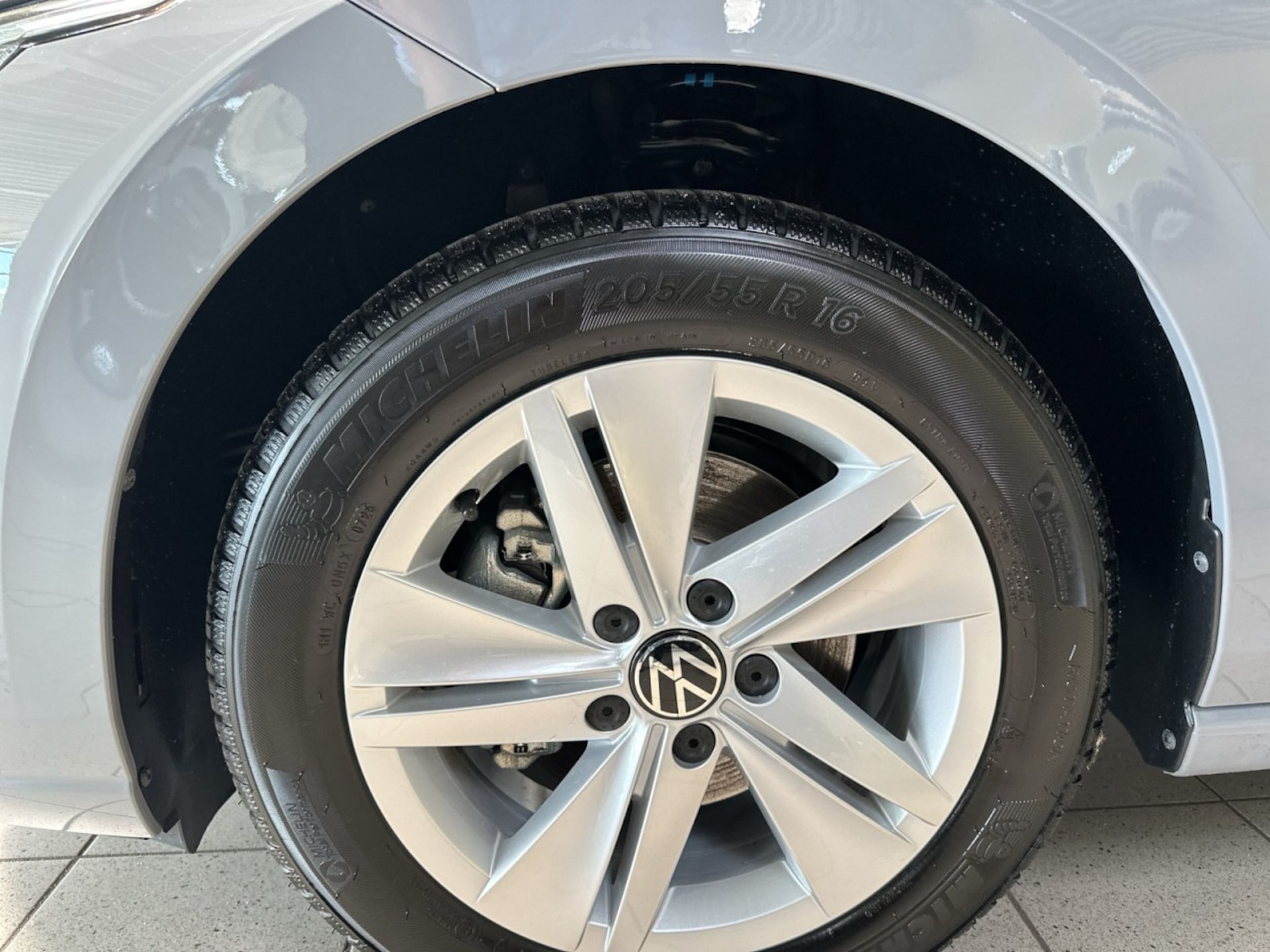 Volkswagen Golf Life