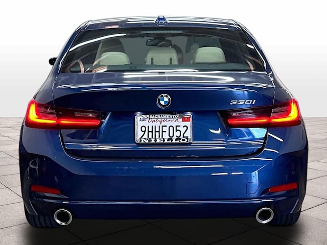 2023 BMW 330i