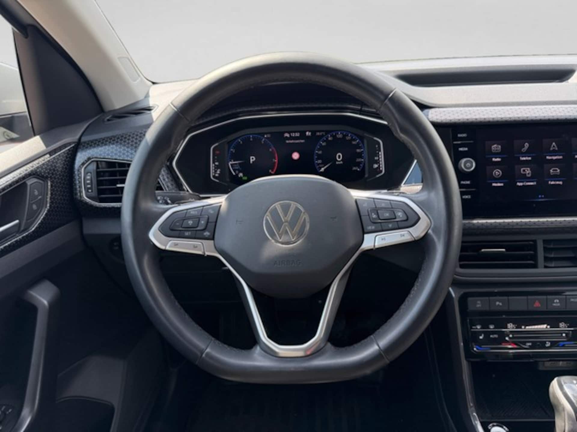 Volkswagen T-Cross Style