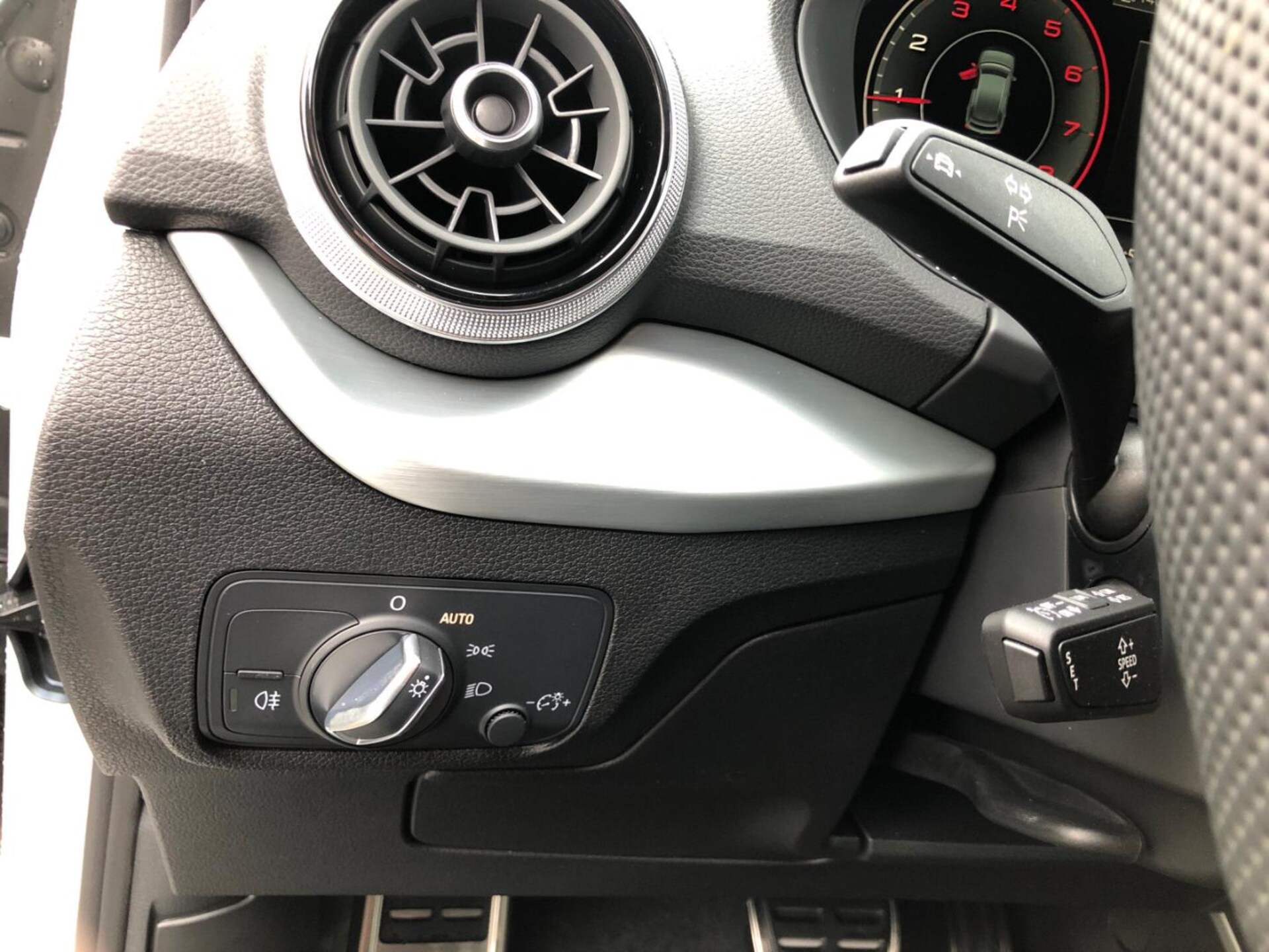 Audi Q2 S line