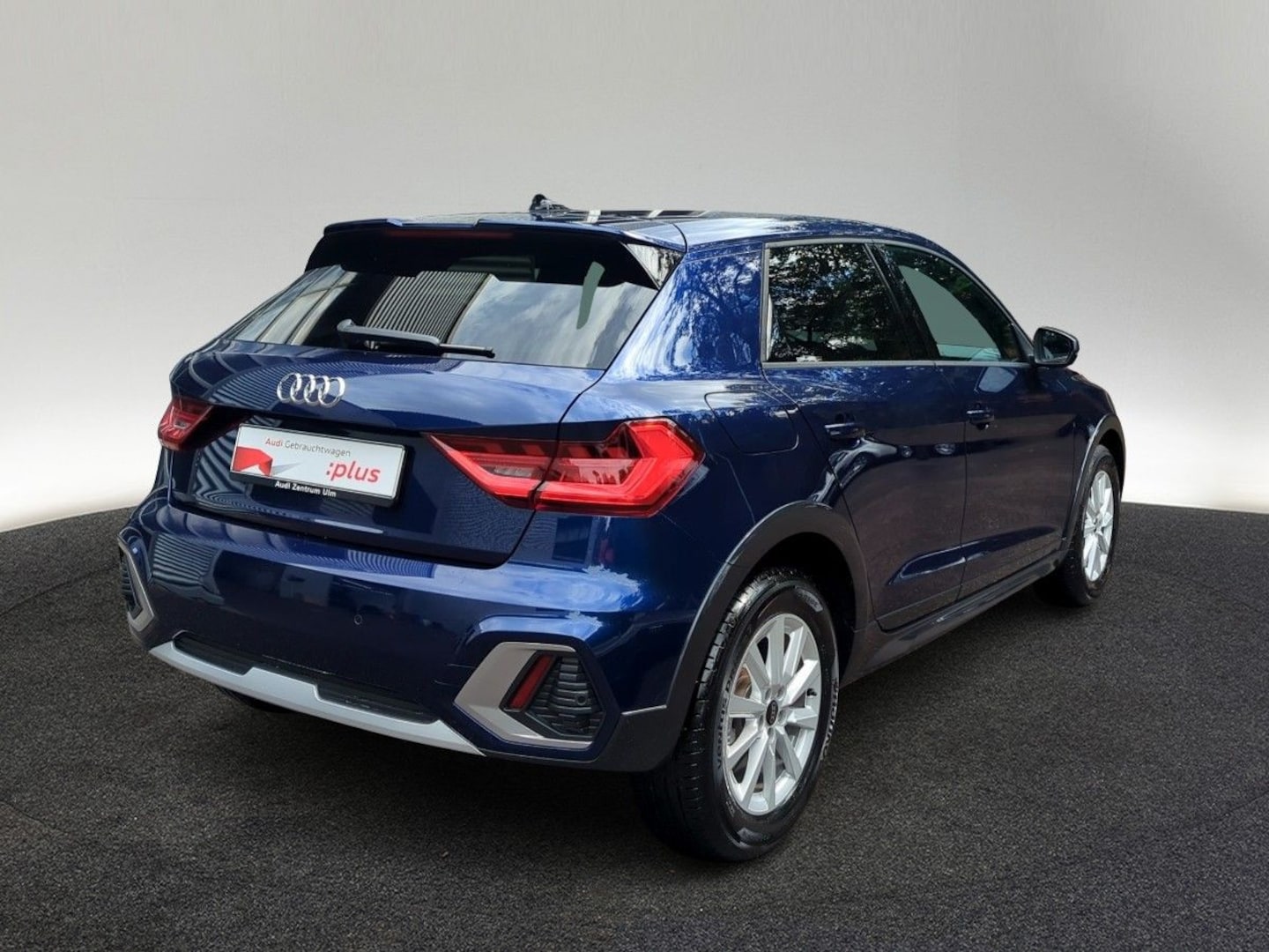 Bild über Audi A1 allstreet 30 TFSI Schaltgetriebe - für weitere Informationen kontaktieren Sie den Audi Partner
