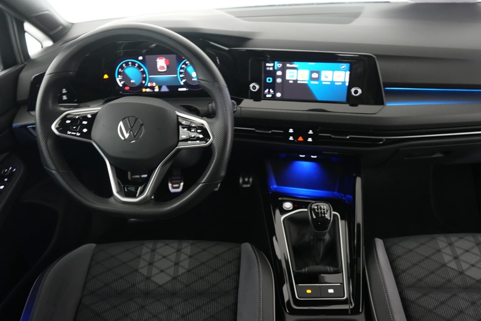 Volkswagen Golf R-Line