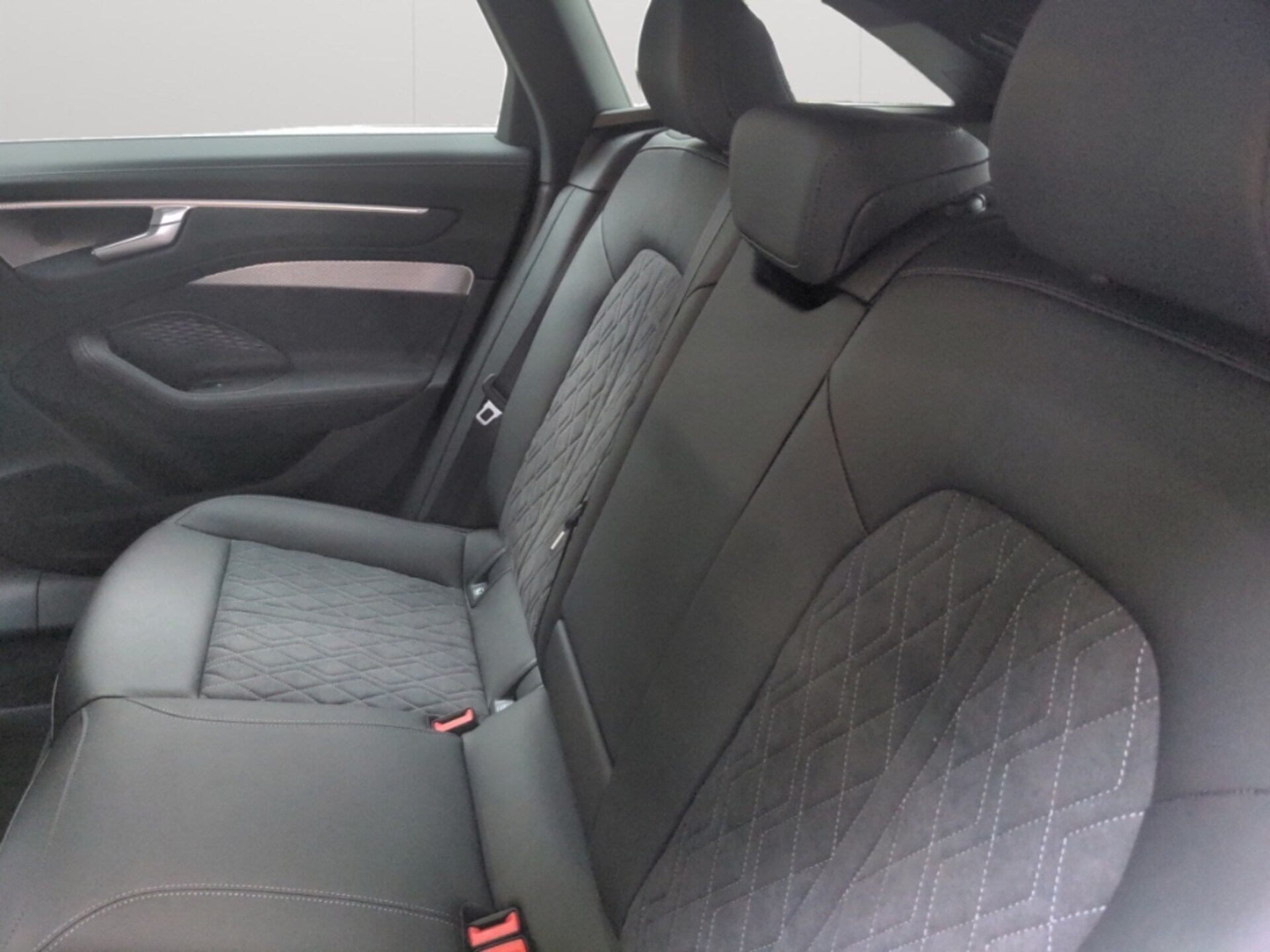 Audi A6 Avant edition one