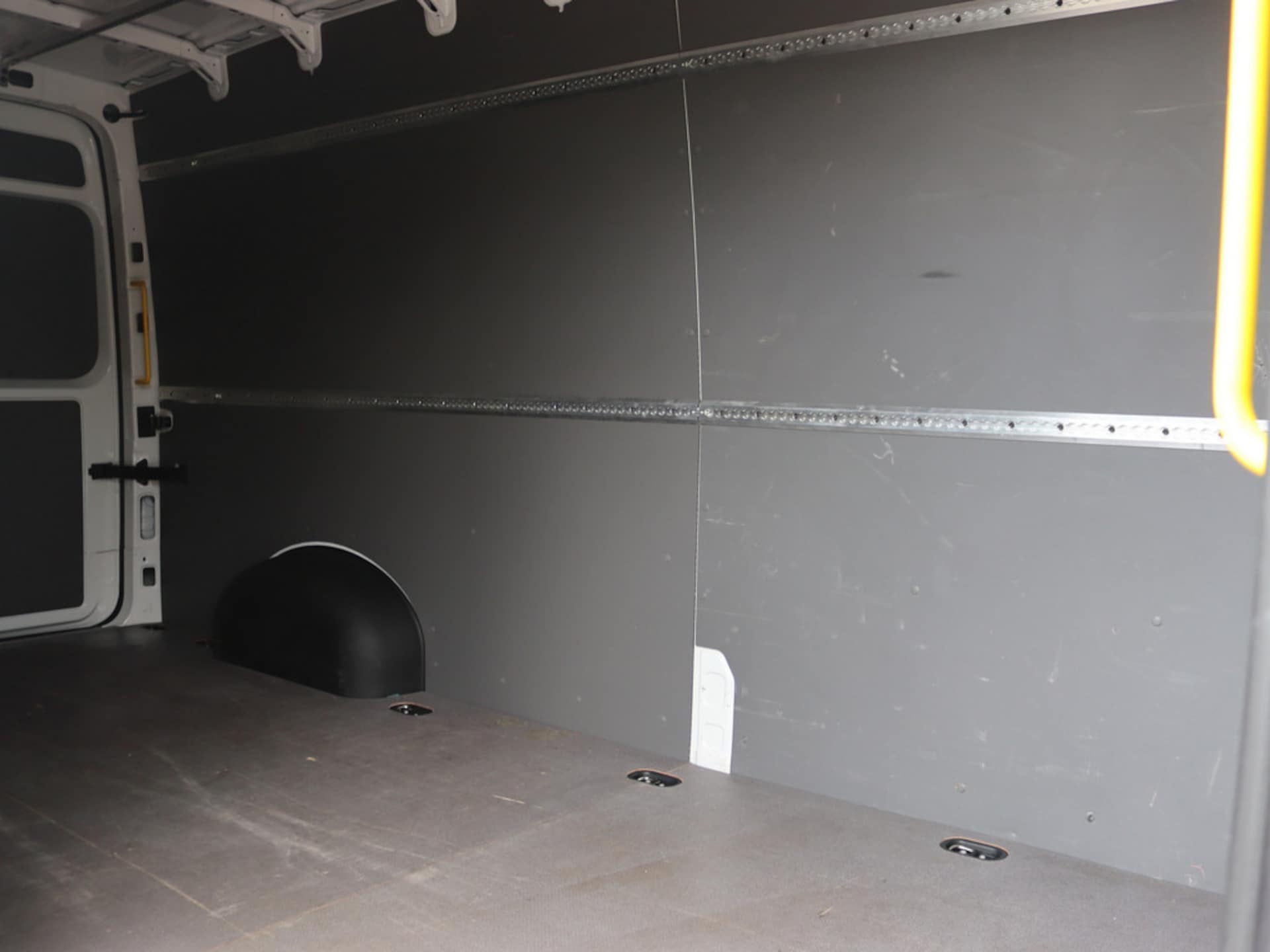 Volkswagen Crafter Kasten langer Radstand