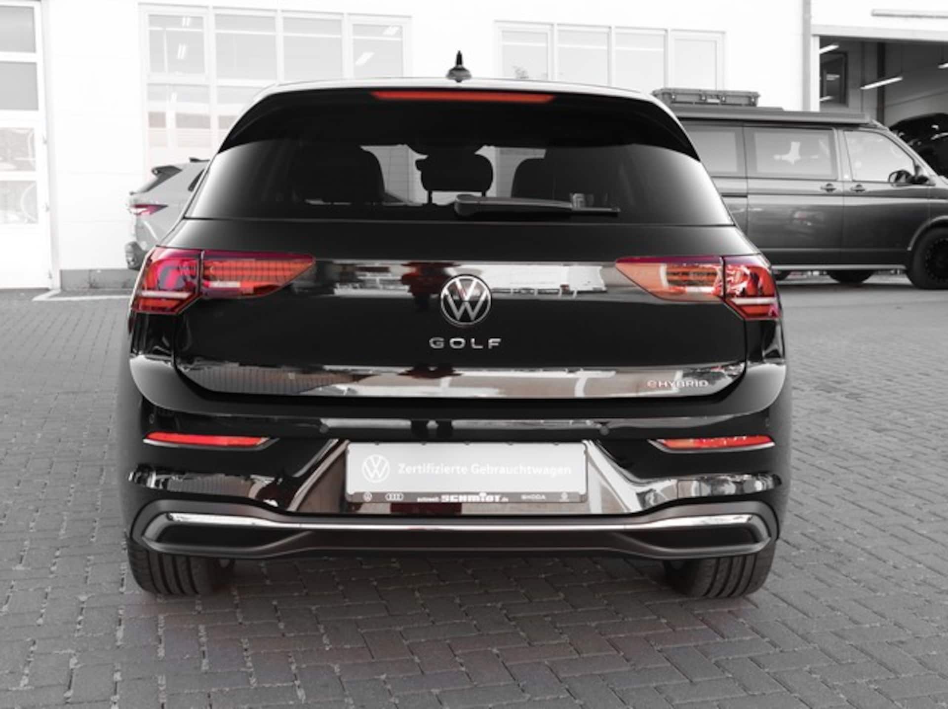 Volkswagen Golf Life