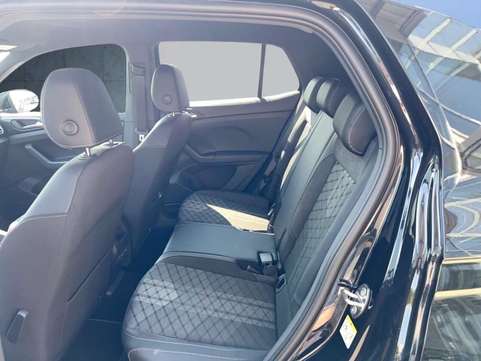 Volkswagen T-Cross – Bild 12