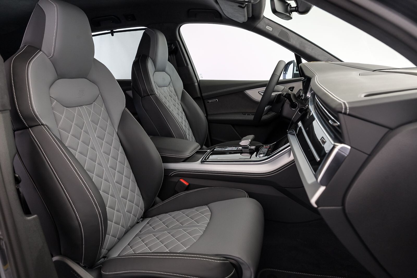 Audi SQ7 SUV