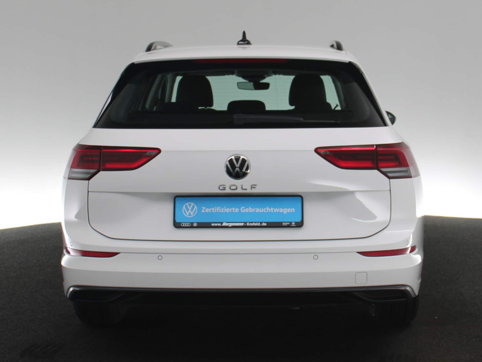 Volkswagen Golf Variant Life