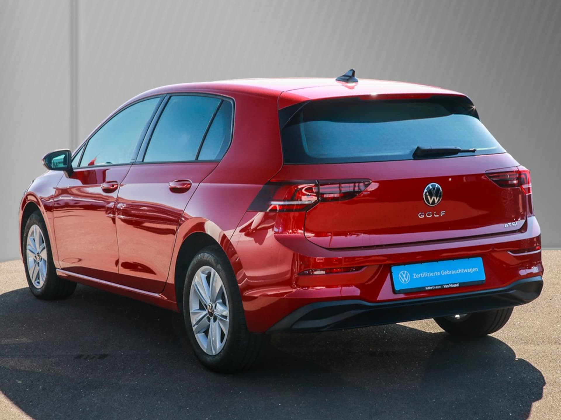 Volkswagen Golf Life
