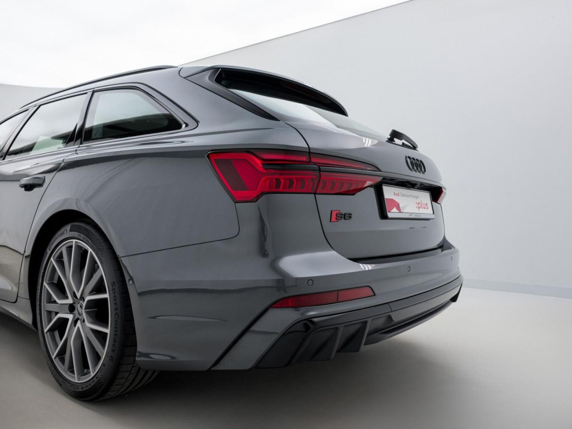 Audi S6 Avant