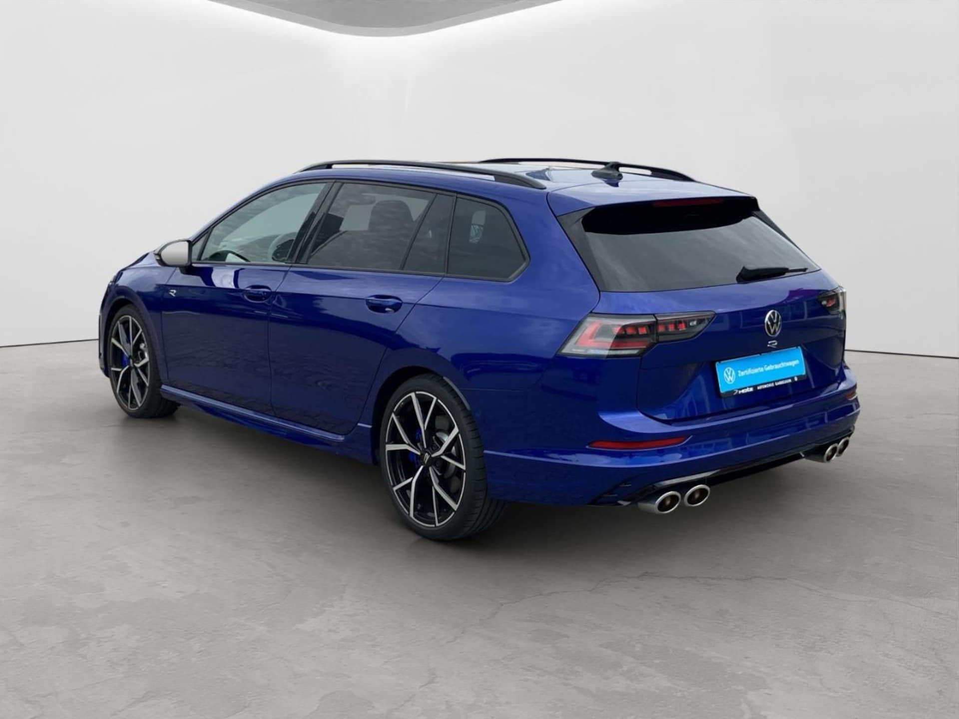 Volkswagen Golf Variant R