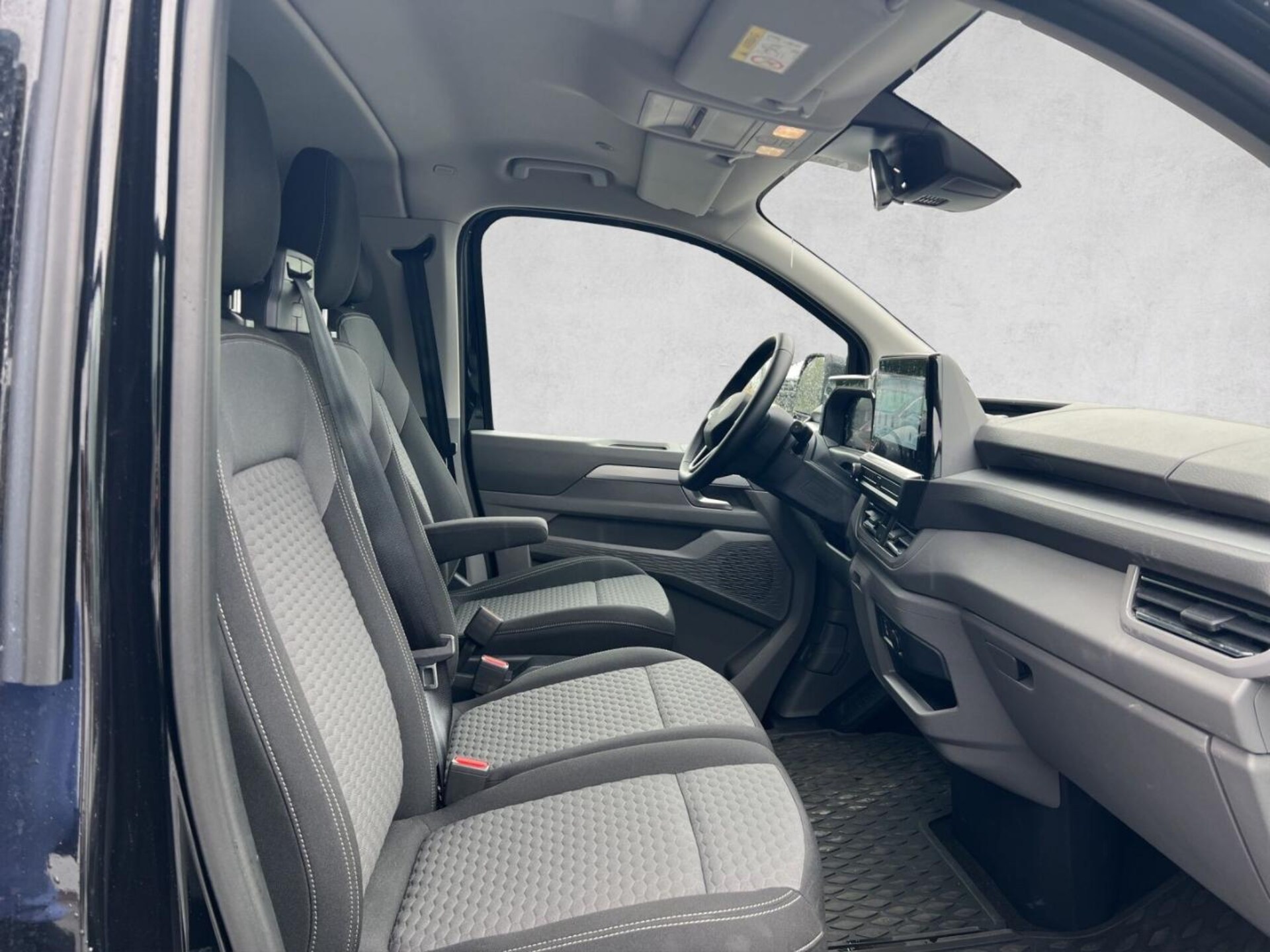Volkswagen Caravelle langer Radstand Life