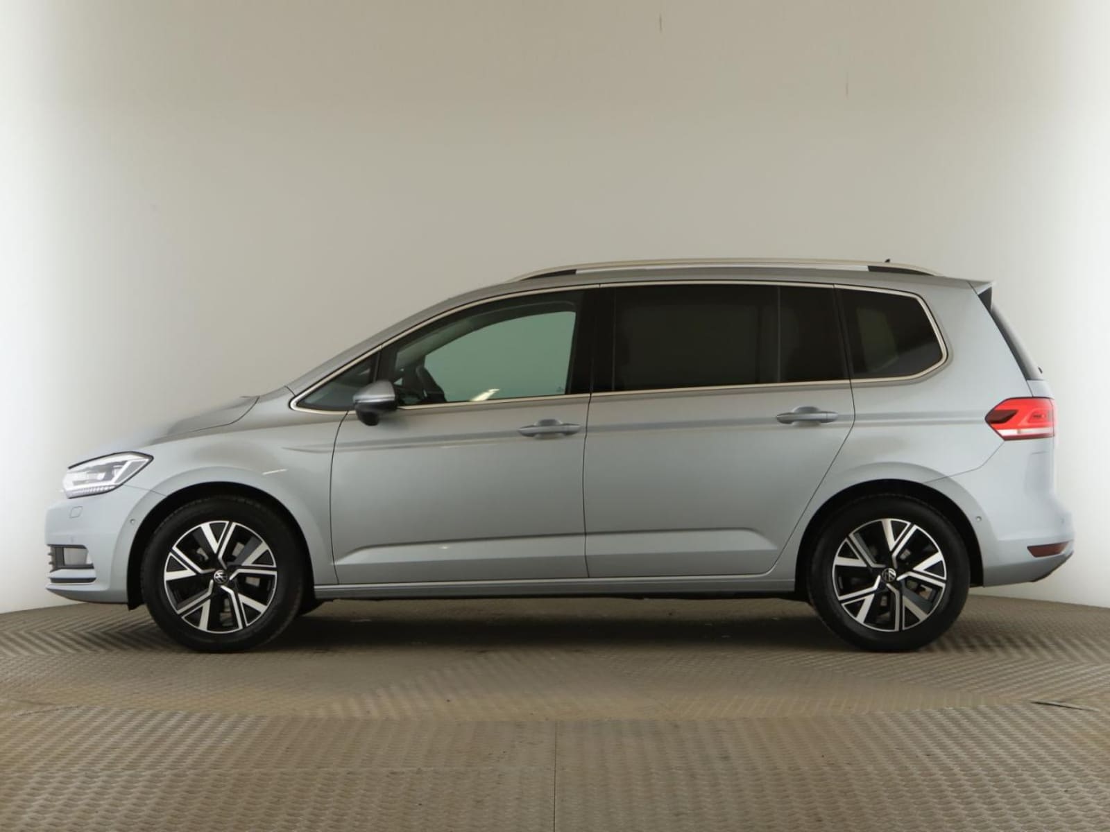 Volkswagen Touran – Bild 3