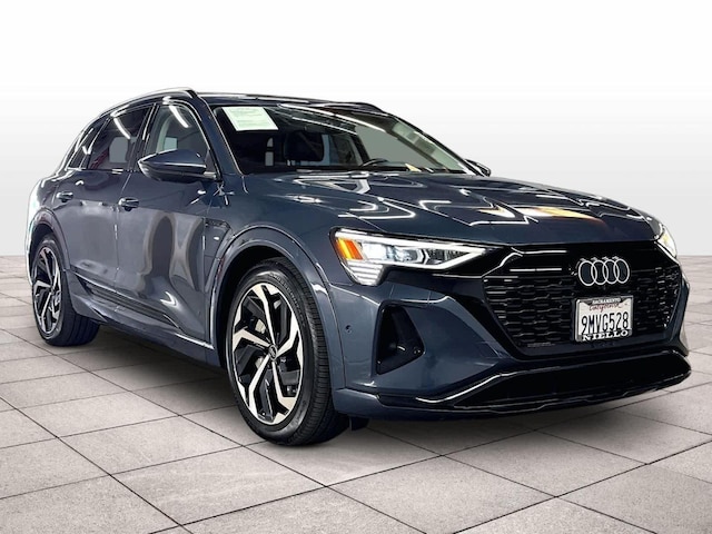 2024 Audi Q8 e-tron