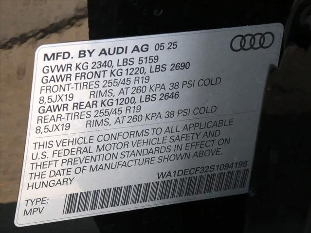 2025 AUDI Q3 - Image 26